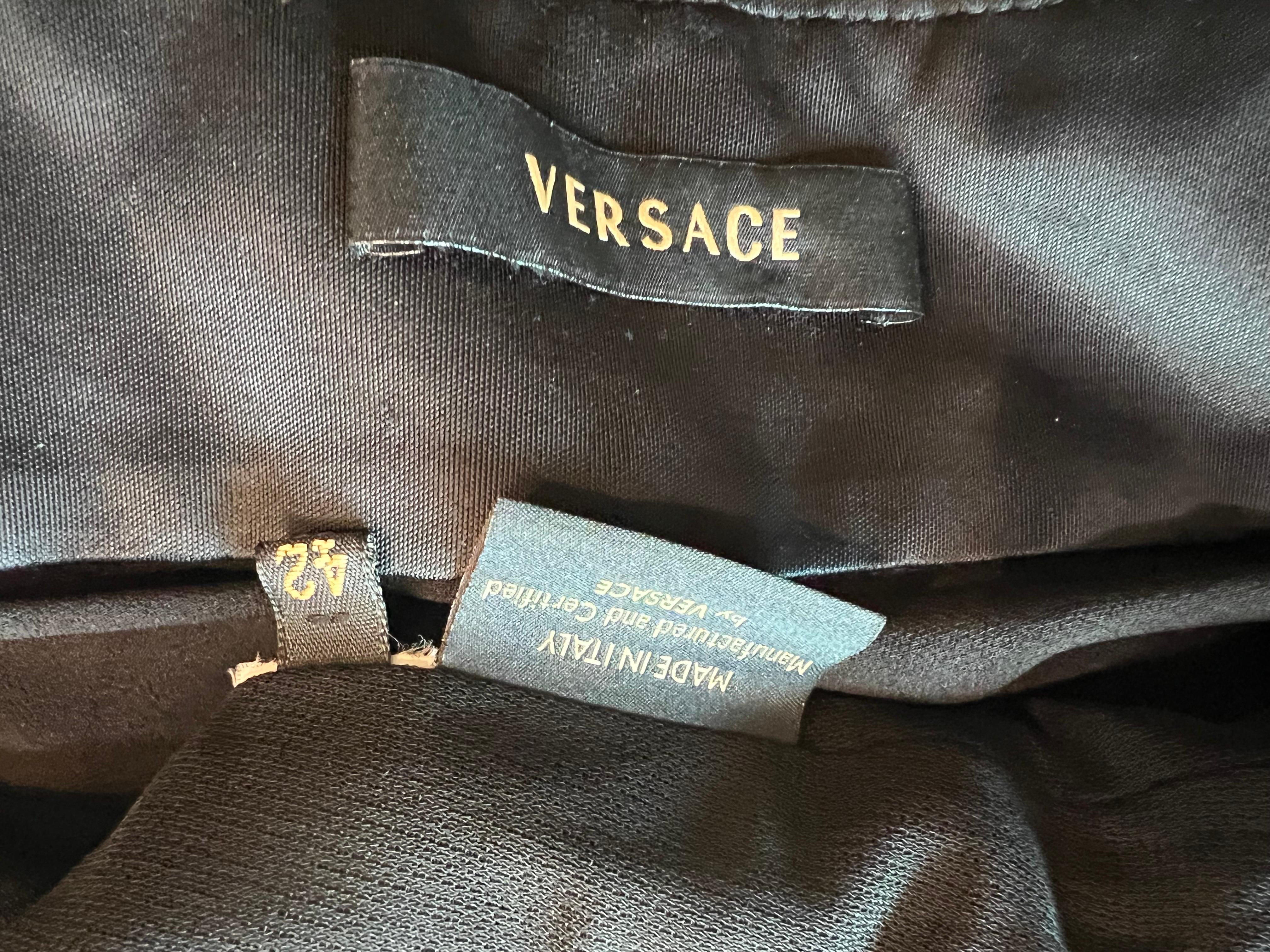 Versace F/W 2006 Halter Ausschnitt Durchsichtige Paneele Bodycon Schwarz Abendkleid Kleid im Angebot 6