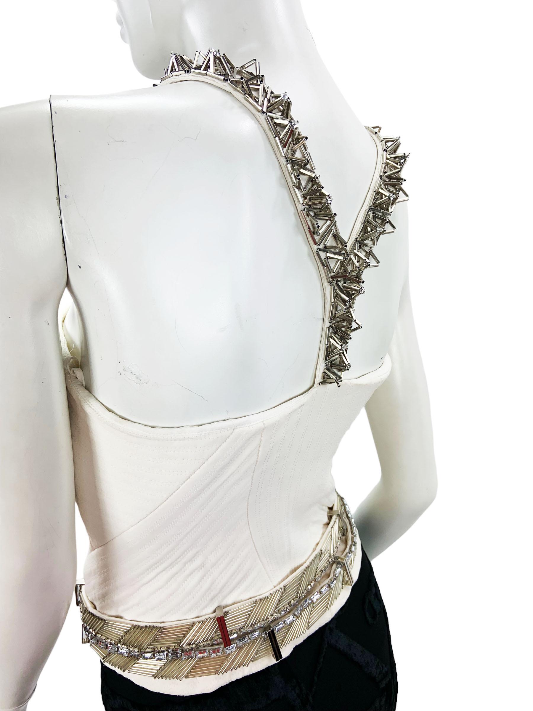 Versace, défilé A/H 2013 - Top corset à harnais orné de soie blanche, taille IT 40 - US 6 Pour femmes en vente