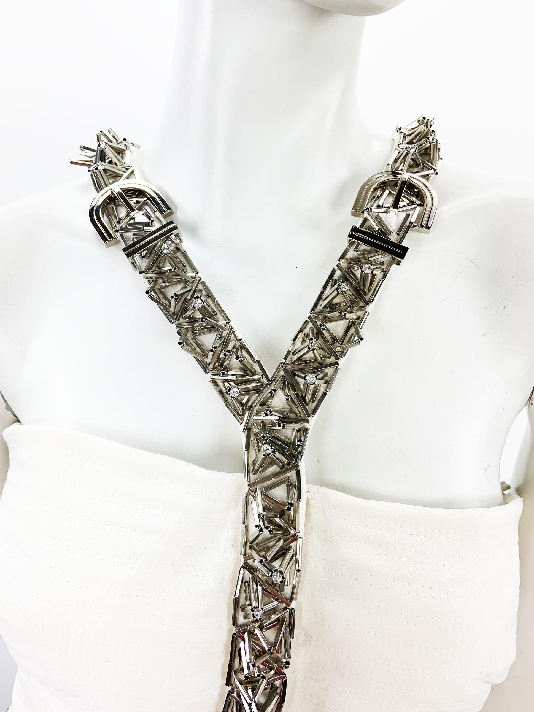 Versace, défilé A/H 2013 - Top corset à harnais orné de soie blanche, taille IT 40 - US 6 en vente 3