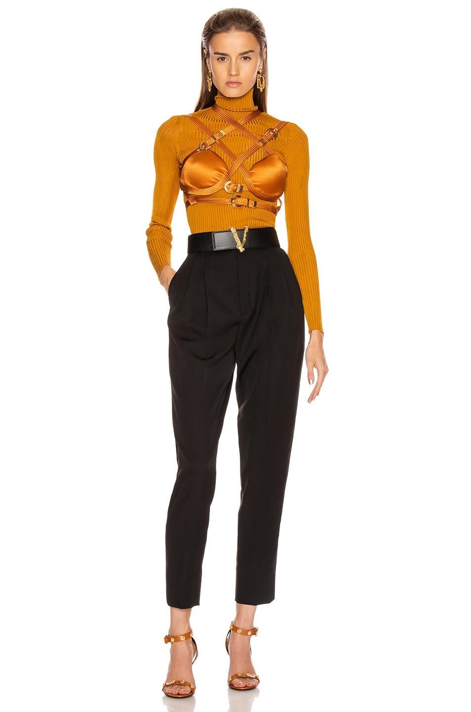 Versace Fall 2019 Runway Caramel Cropped Bondage Top Size 38 In New Condition In Paradise Island, BS