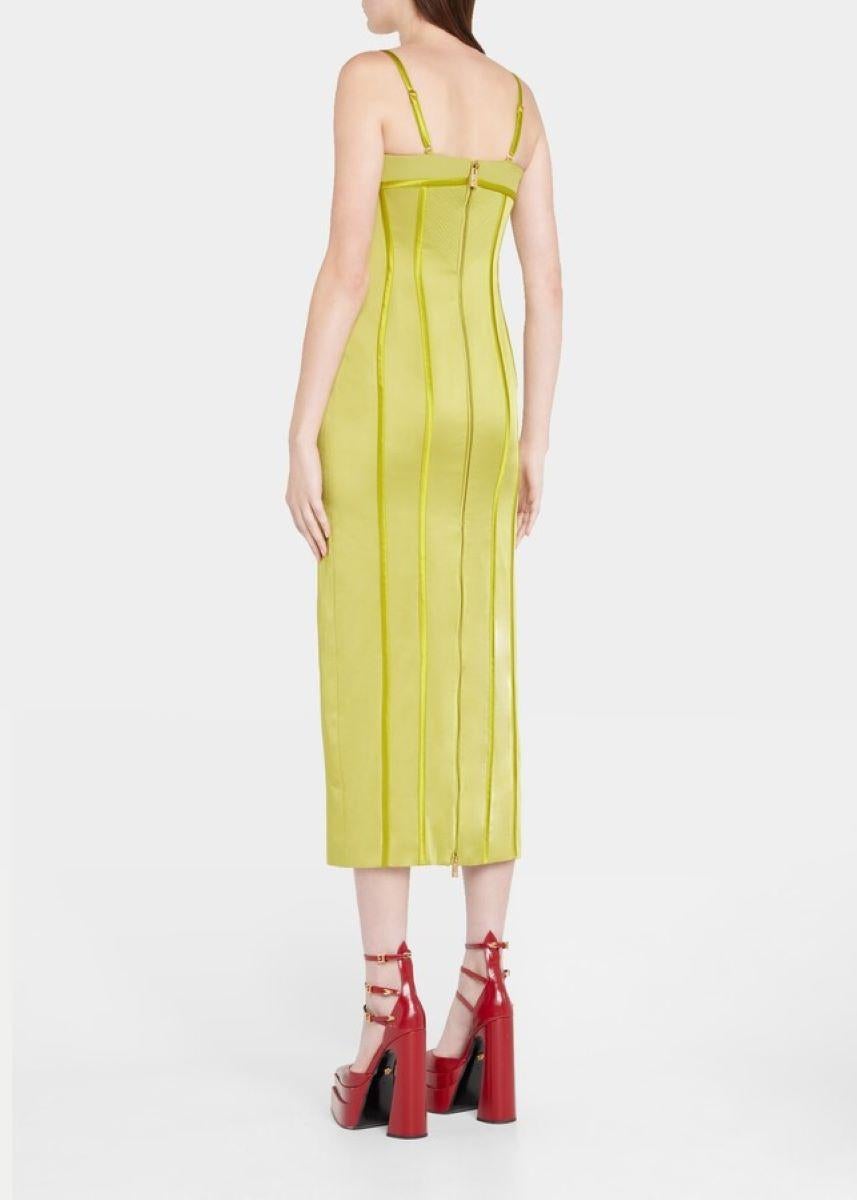 Women's Versace Fall 2022 Medusa Corset Enver Satin Midi Dress In Green IT 40 For Sale