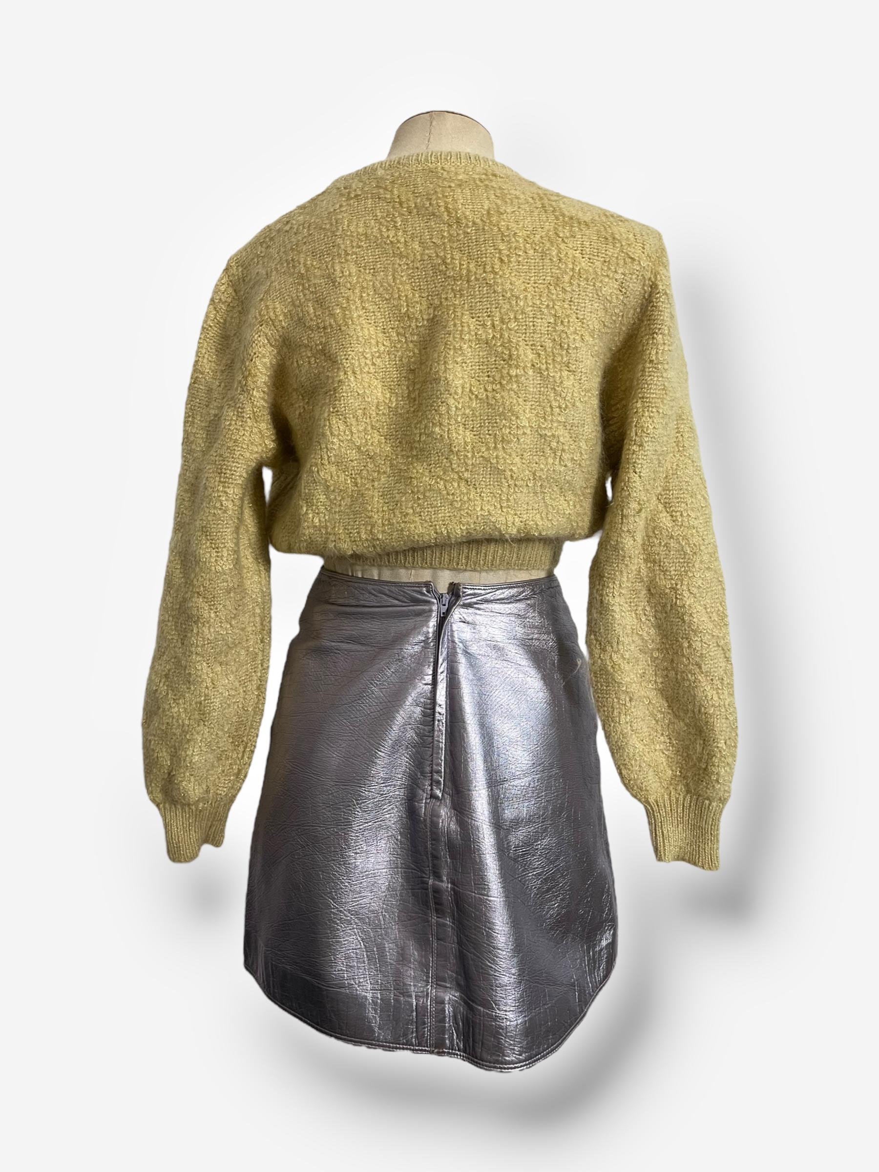 Versace, Autunno/Inverno 1994: ensemble in maglia di pelle a due pezzi in vendita 8