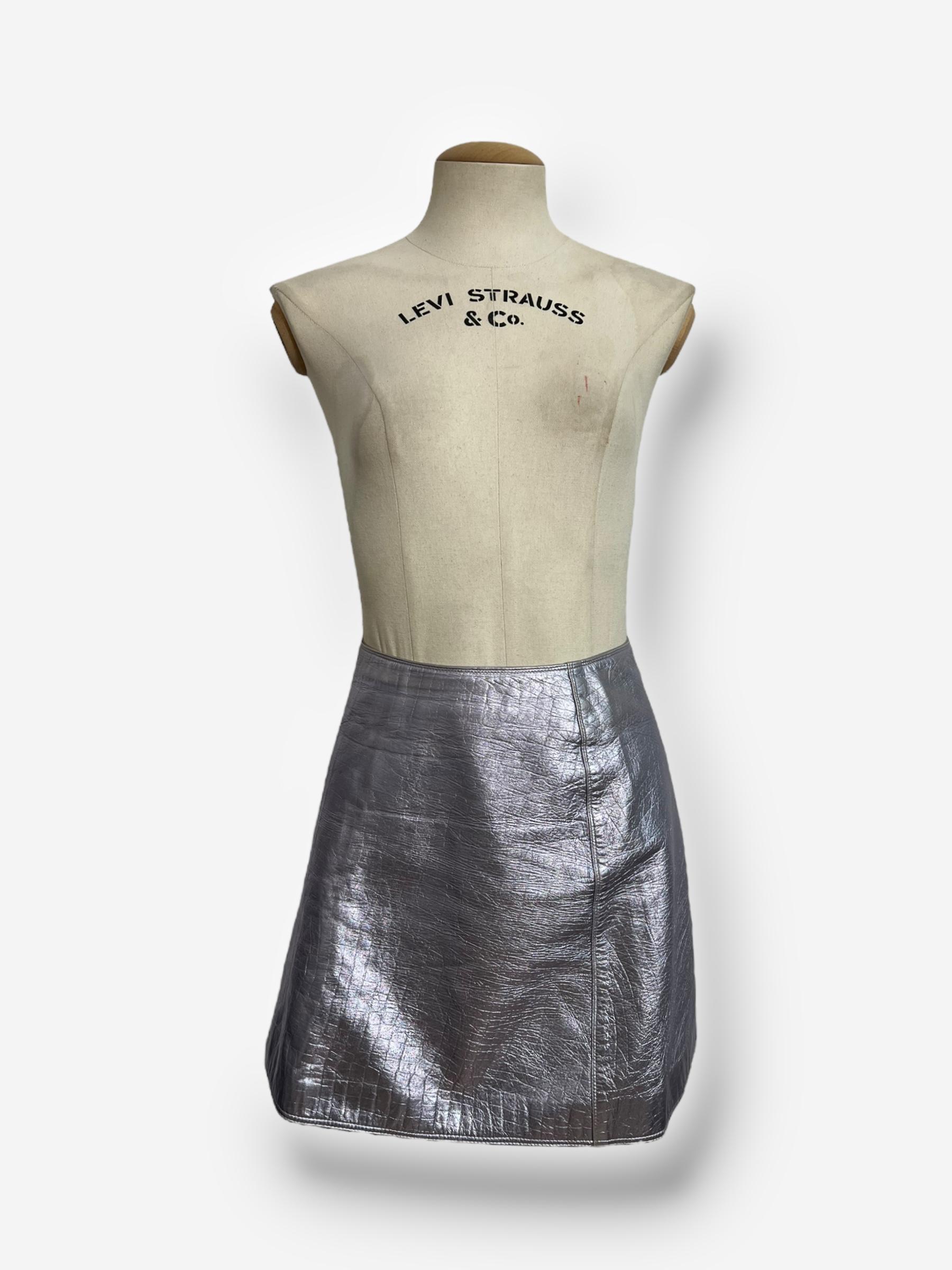 Marrone Versace, Autunno/Inverno 1994: ensemble in maglia di pelle a due pezzi in vendita