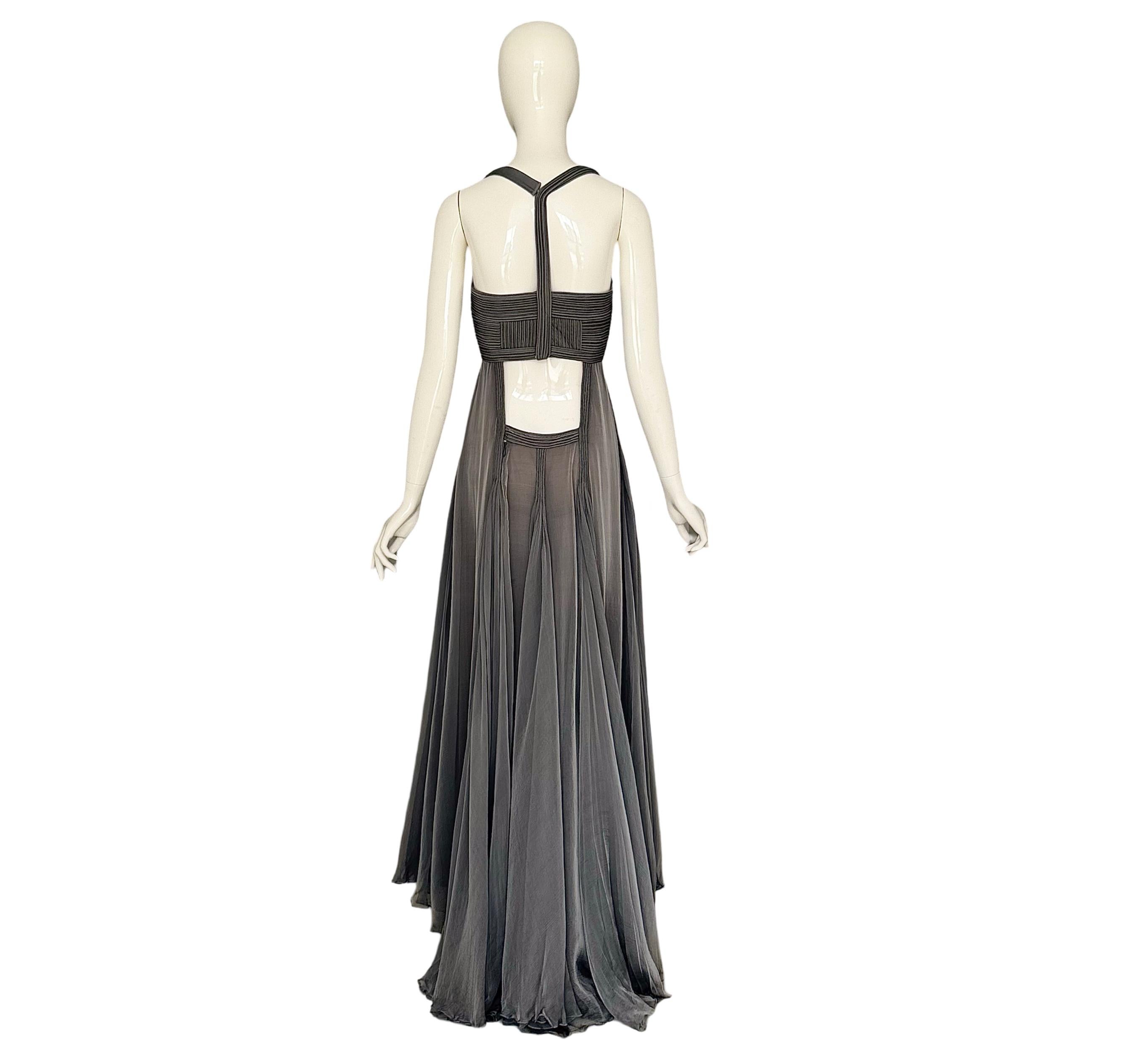 Vestido de seda de la pasarela Versace Otoño Invierno 2007 de Donatella Versace en Excelente estado para la venta en Antwerpen, Vlaams Gewest