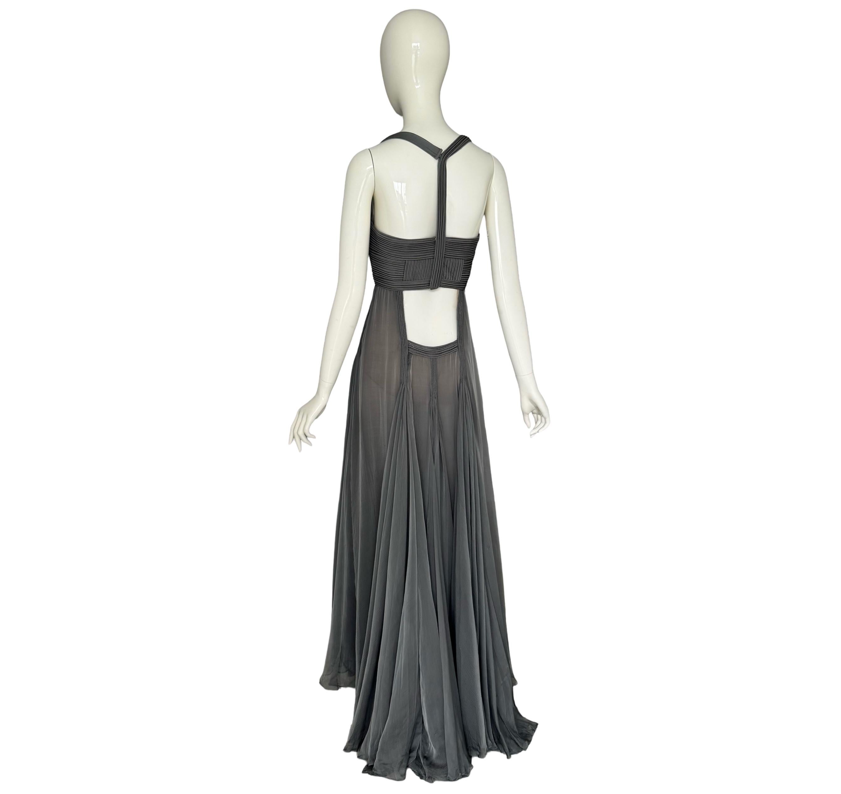 De las mujeres Vestido de seda de la pasarela Versace Otoño Invierno 2007 de Donatella Versace en venta