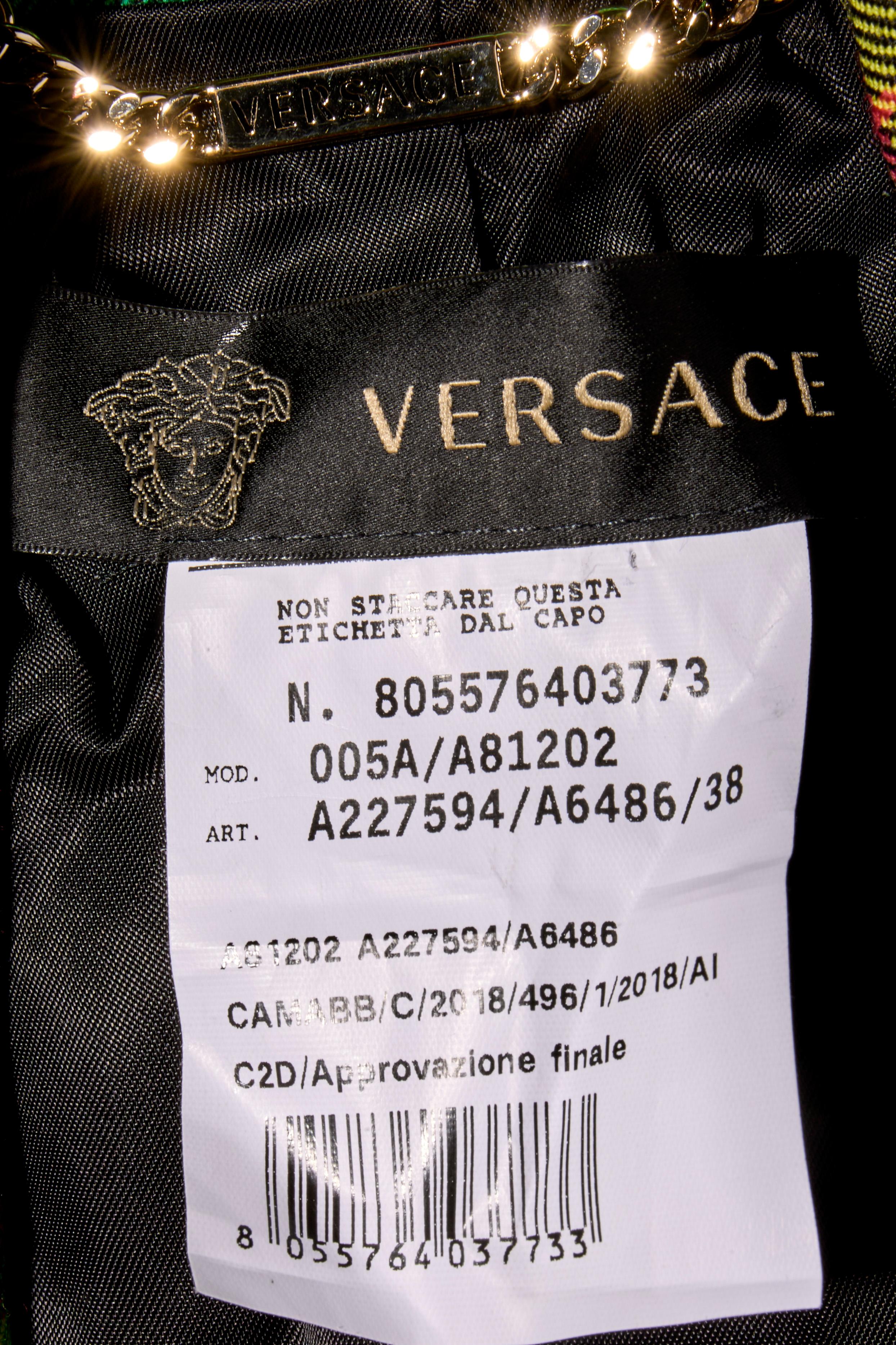 Versace Otoño/Invierno 2018 Chaqueta blazer recortada de tartán verde IT 38 en venta 4