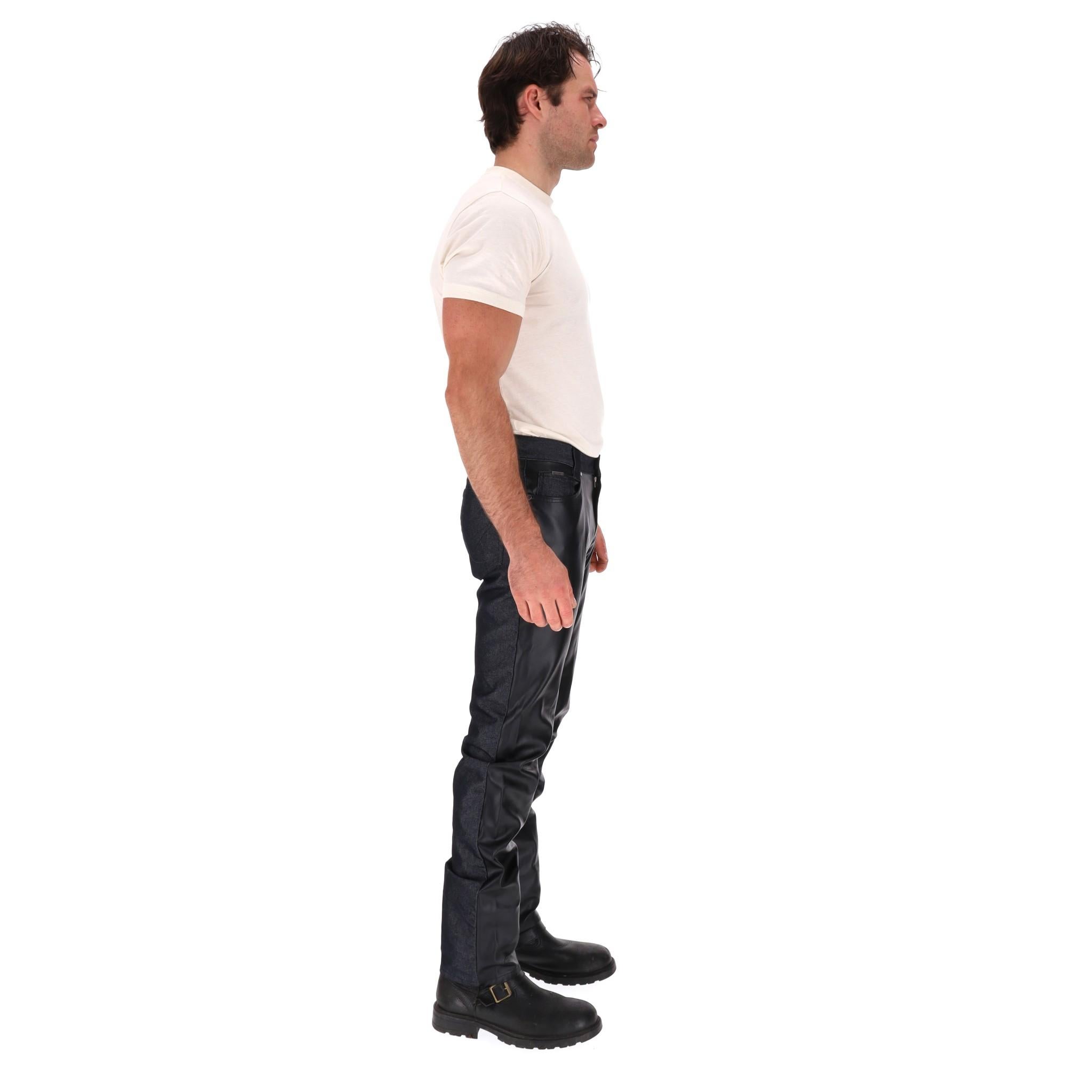 Nero Jeans Versace in ecopelle e denim in vendita