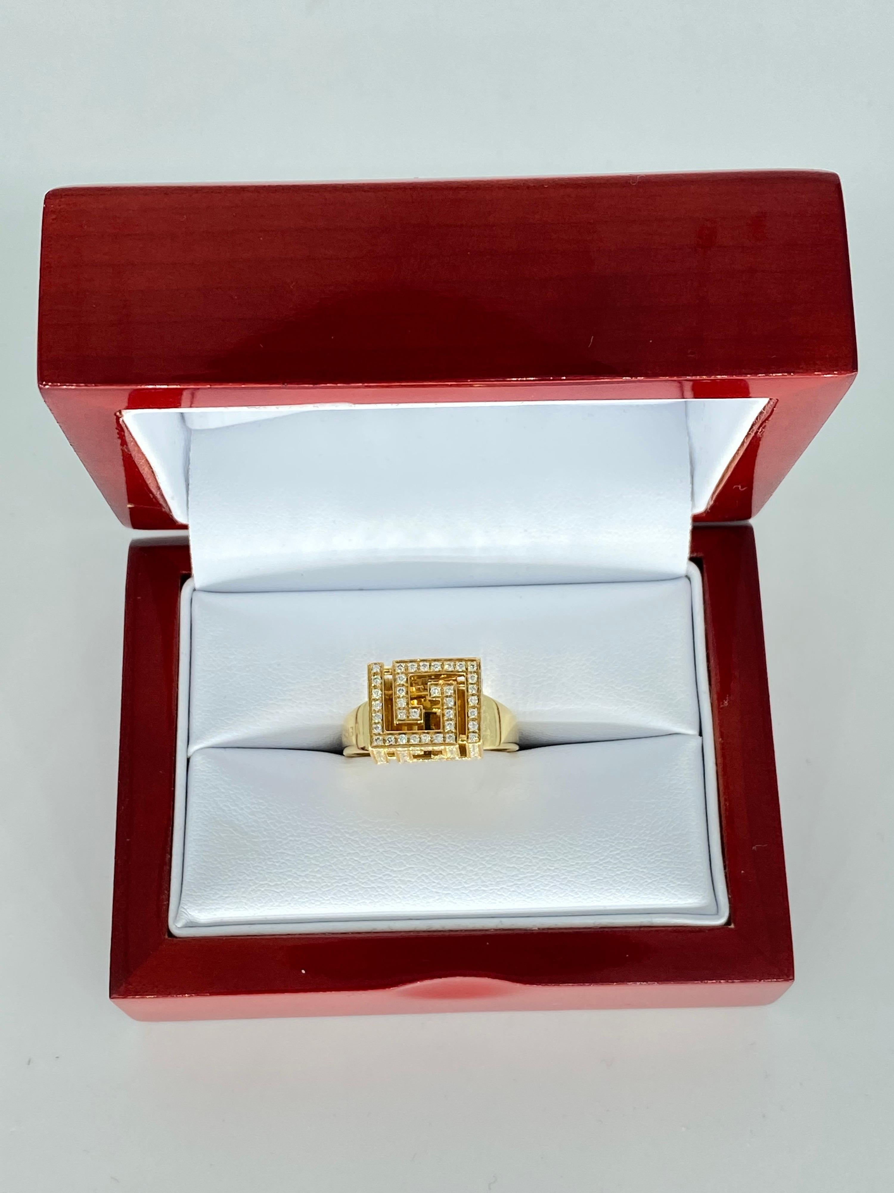 Classical Greek Versace Fine Jewelry Greek Key Cube VVS Diamond Engagement Ring For Sale