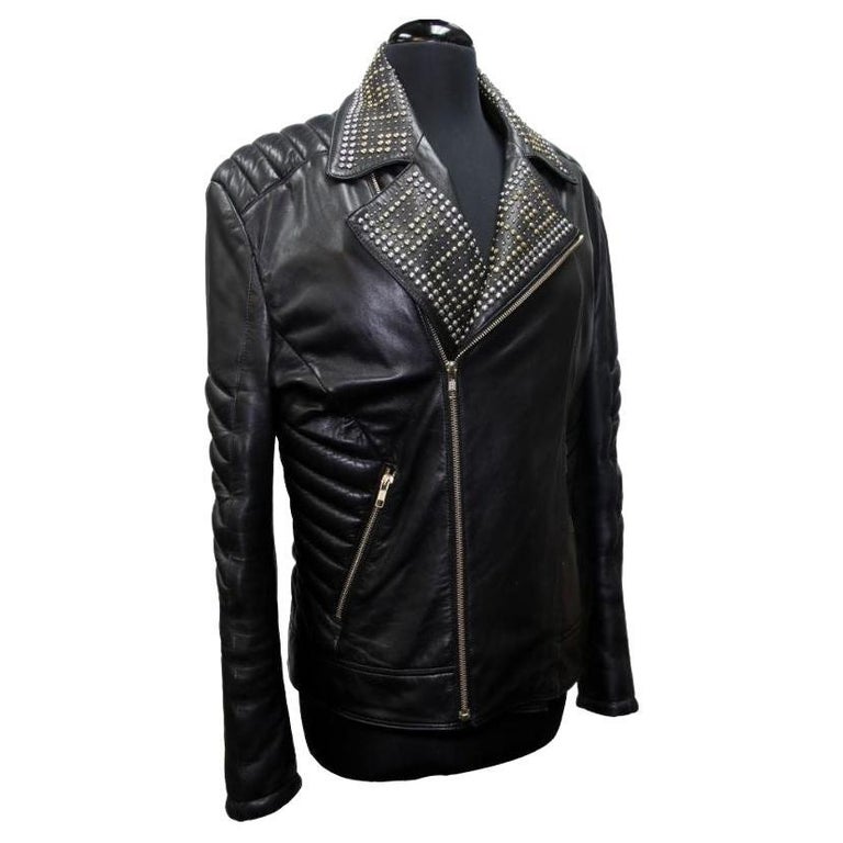 Versace for H&M - Veste en cuir d'agneau noir pour motard avec clous dorés,  pour femme, taille L En vente sur 1stDibs