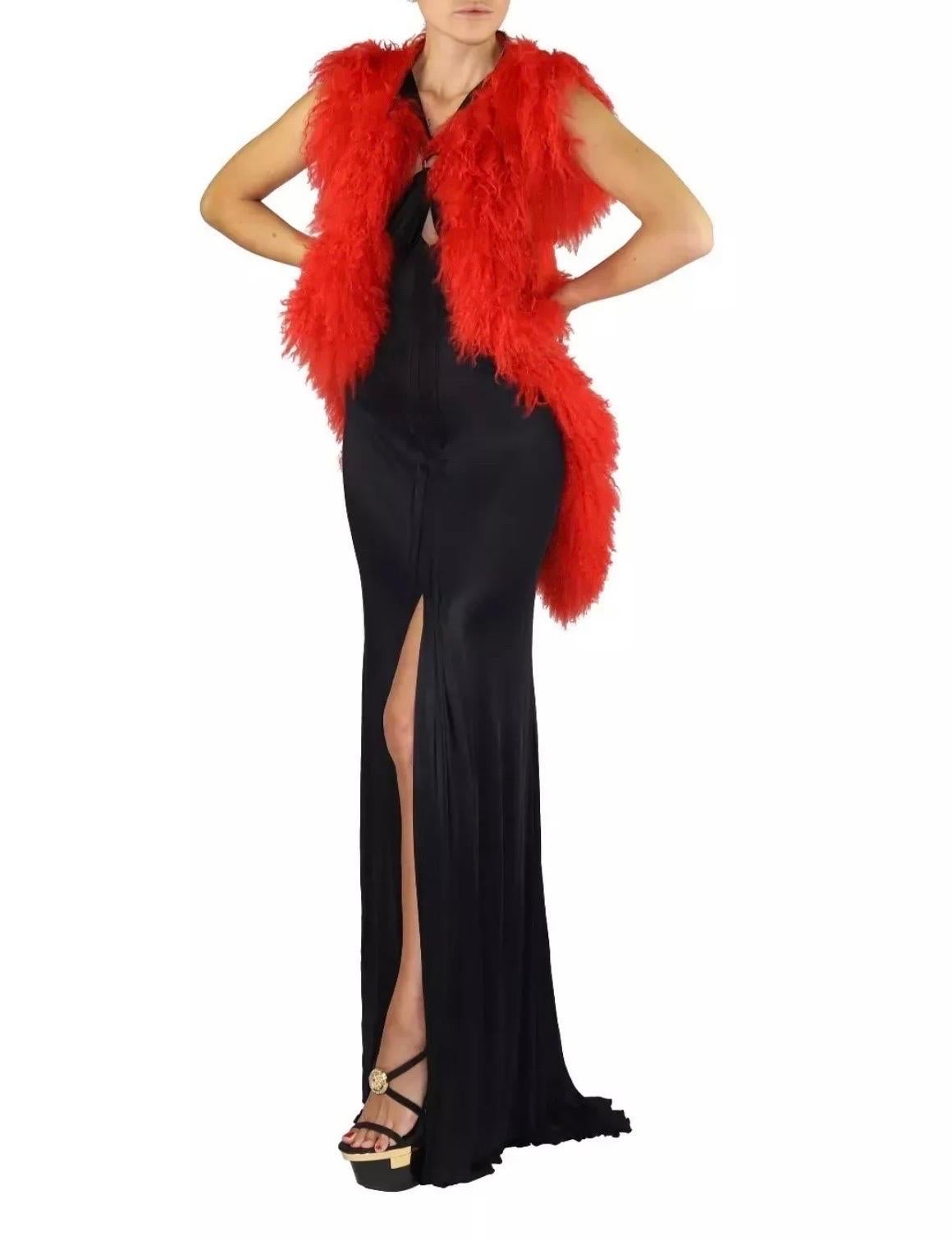 VERSACE Gilet senza maniche in pelliccia con sciarpa 38 In condizioni Nuovo in vendita a Montgomery, TX