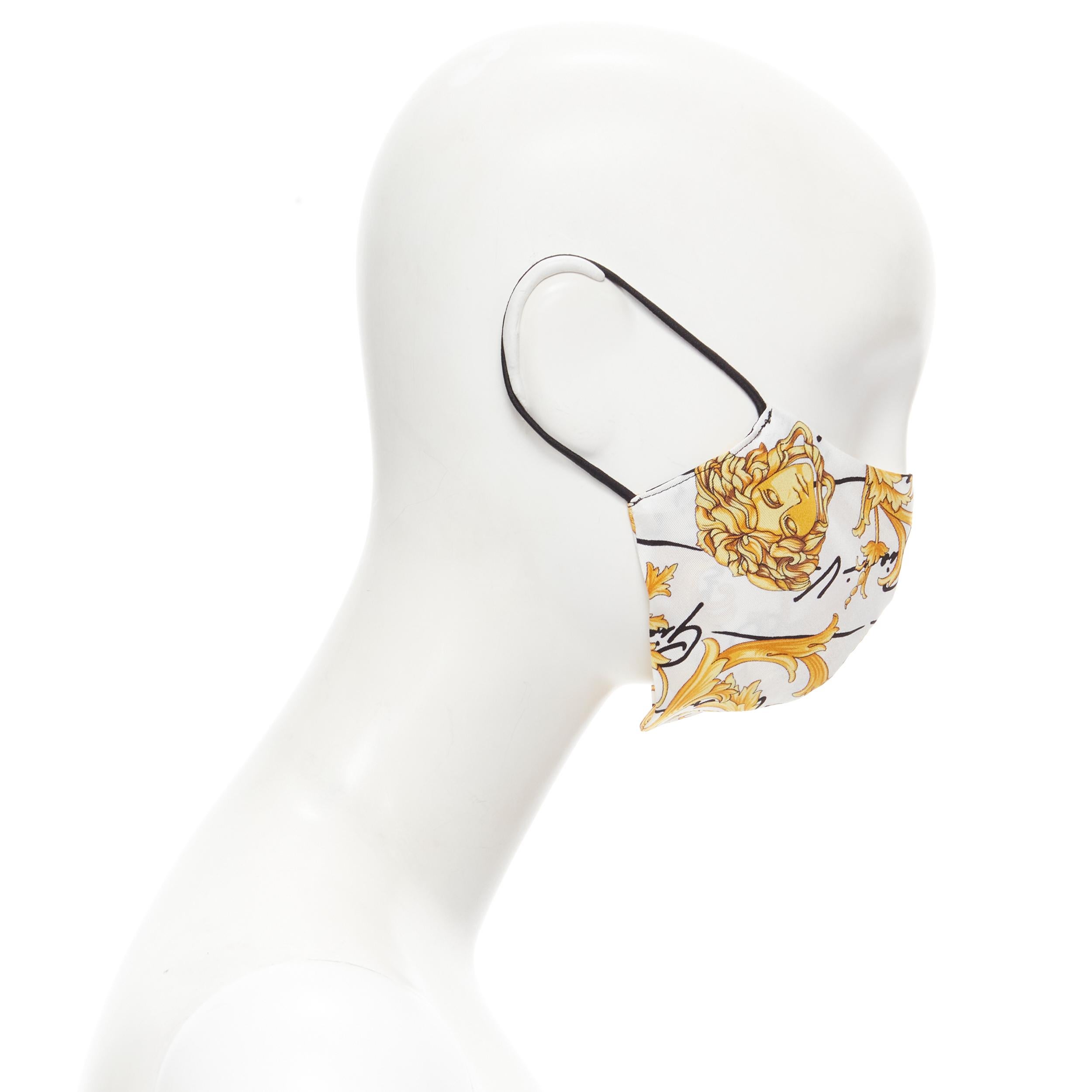 VERSACE Gianni Signatur Barocco Medusa Barock 100% Seidenmaske (Beige) im Angebot