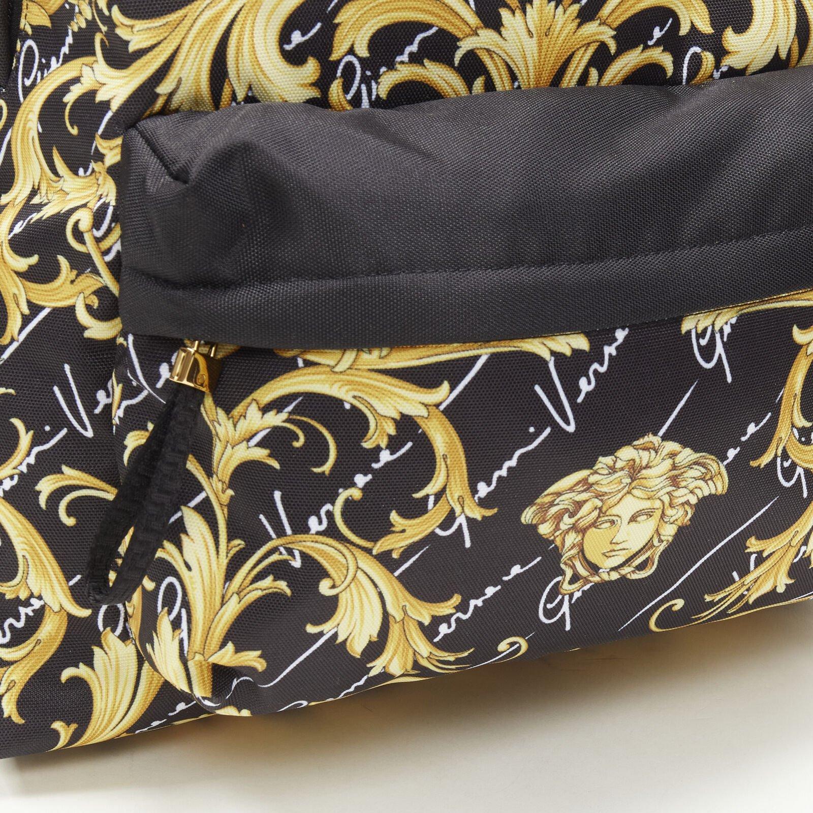 VERSACE Gianni Signature gold Barocco Virtus Medusa print nylon backpack bag en vente 3