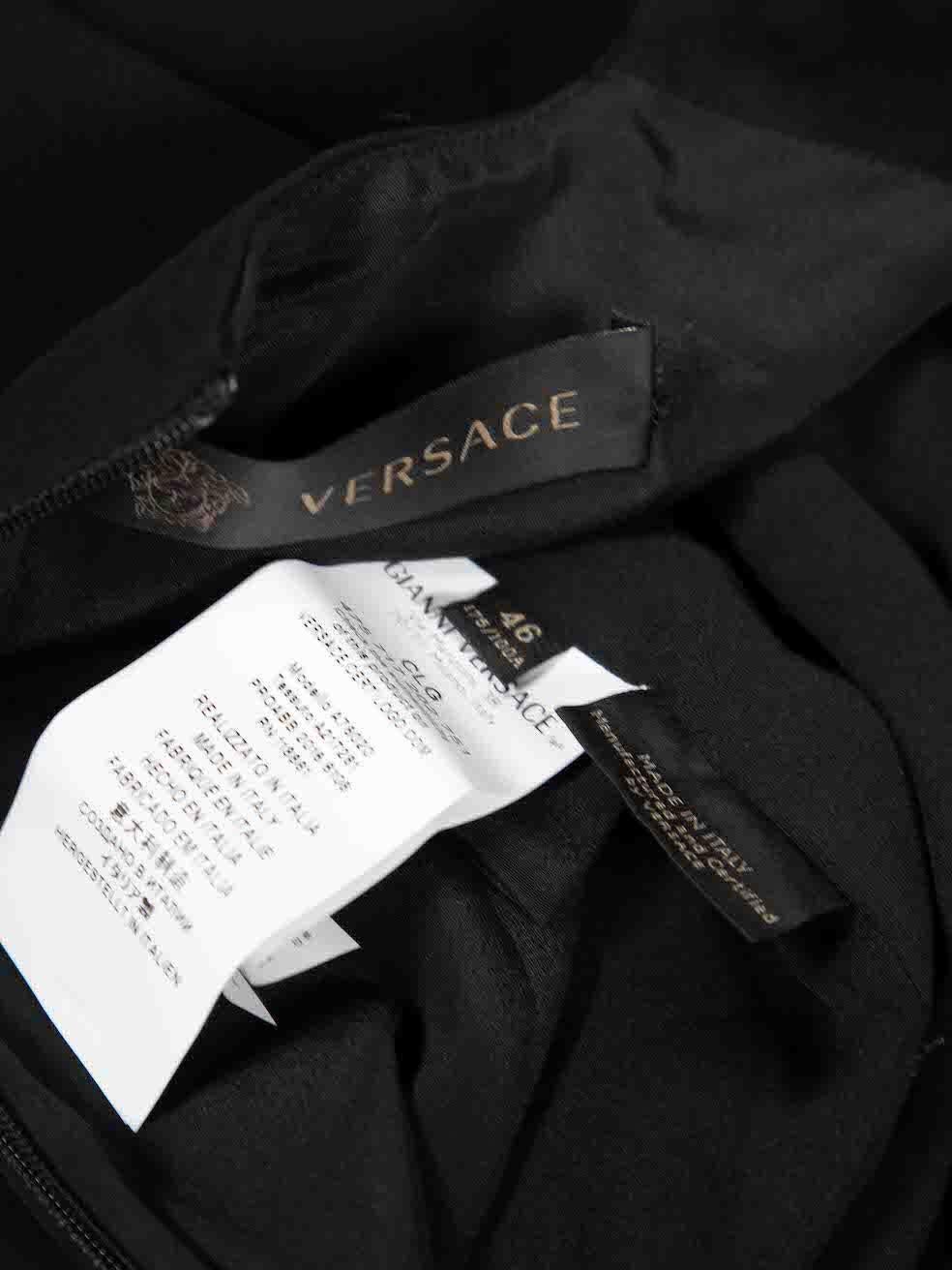 Versace Gianni Versace Vintage Schwarzes gerafftes Vintage-Kleid aus Seide mit Rüschen Größe XL im Angebot 3