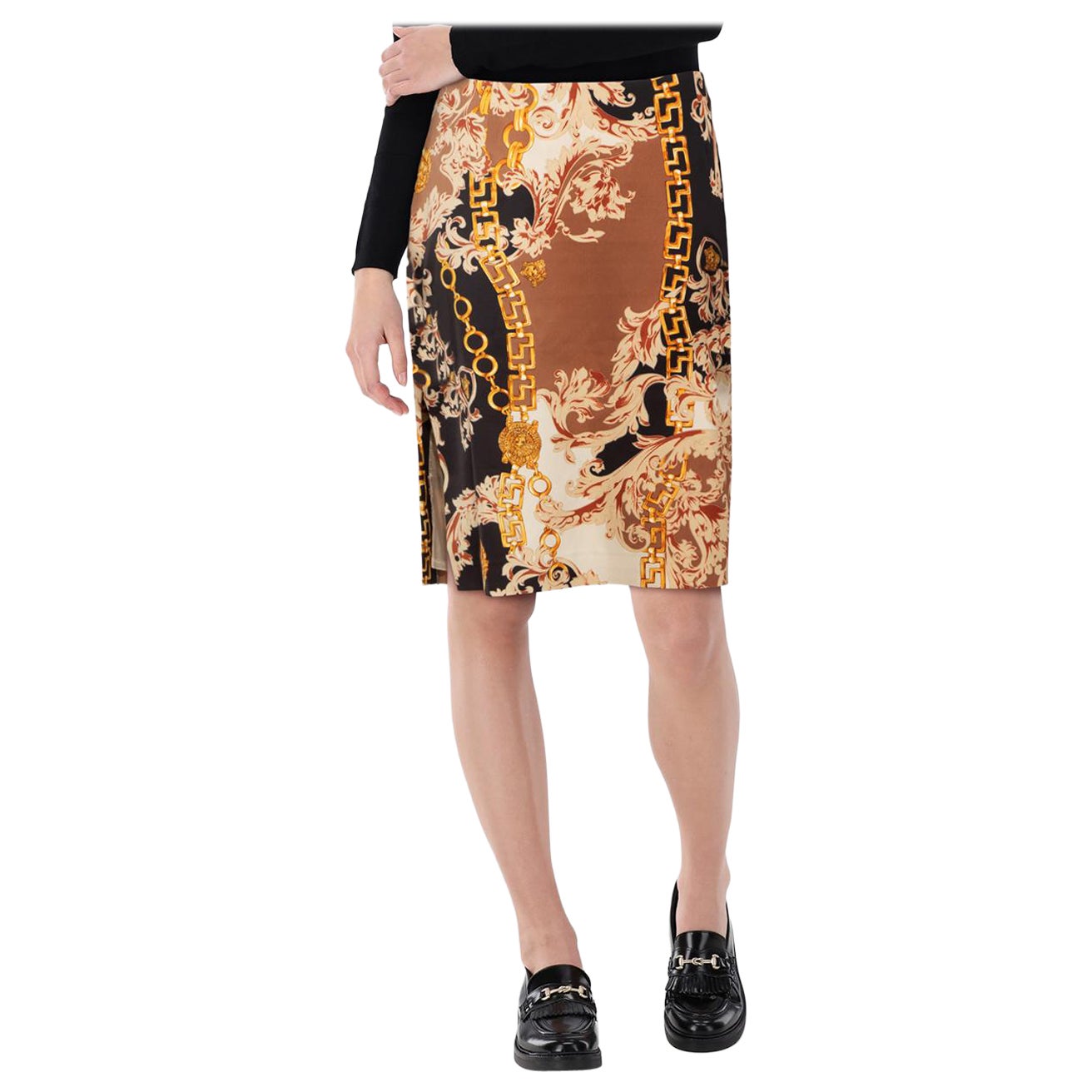 Versace Gold 
Black Knee Length Skirt Size M en vente