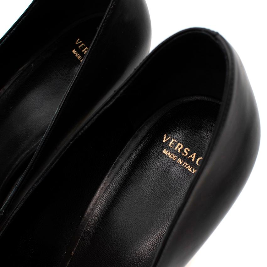 Women's Versace Gold Medusa Black Pointed Gold-Tone Heeled Pumps