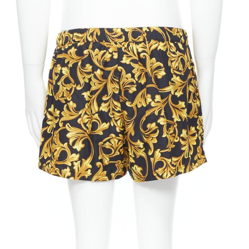 VERSACE gold Medusa Knopf schwarz floral Barocco Sommer Badeshorts IT6 L im Angebot 1