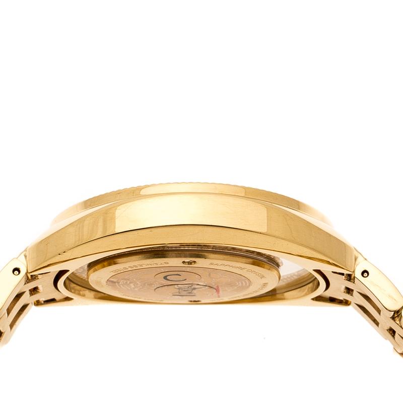 Contemporary Versace Gold Stainless Steel Destiny Spirit 86Q Women's Wristwatch 39 mm