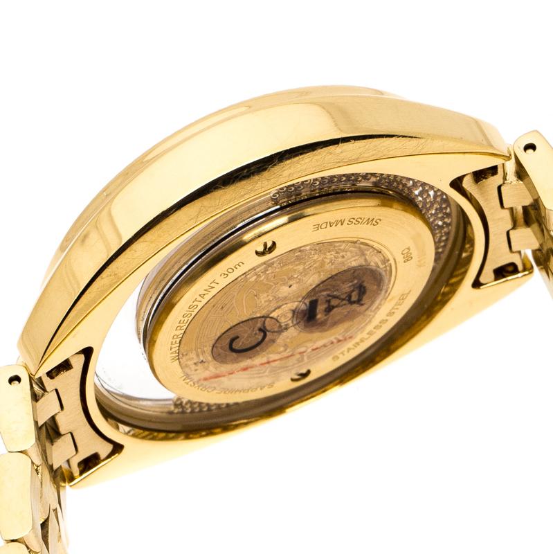 Contemporary Versace Gold Stainless Steel Destiny Spirit 86Q Women's Wristwatch 39 mm