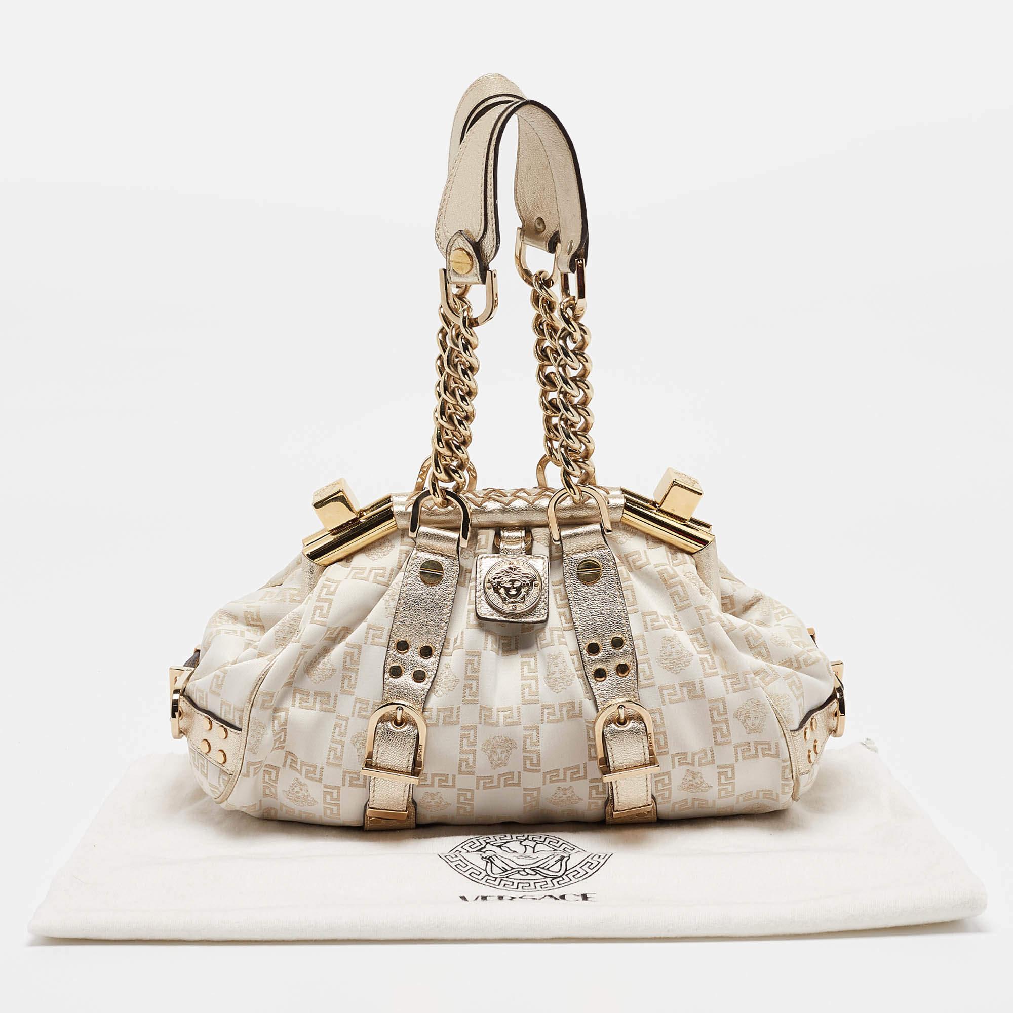 Cartera Versace Dorada/Blanca de Tejido de Firma y Marco de Piel 4