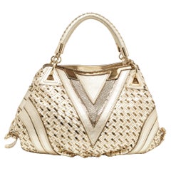 Versace Goldgewebte V-Kristallen-Tasche aus Leder