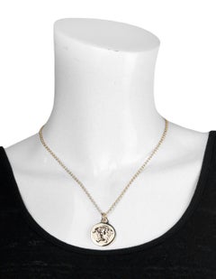 Collar Colgante Cabeza de Medusa Versace Dorado