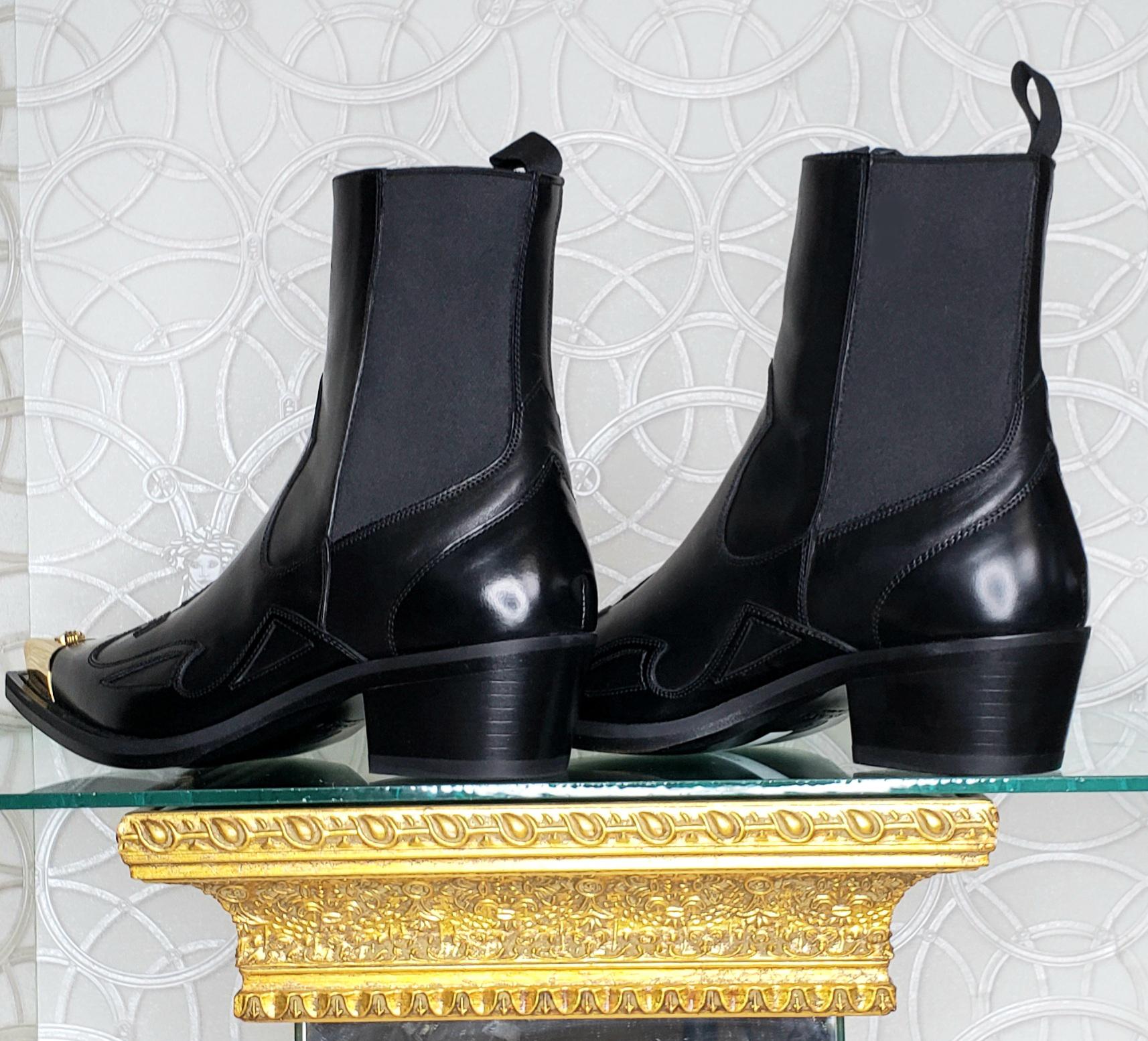 VERSACE GOTHIC SIGNS 24k GOLD PLATED MEDUSA TIPS BLACK LEATHER BOOTS 40.5 - 7.5 2