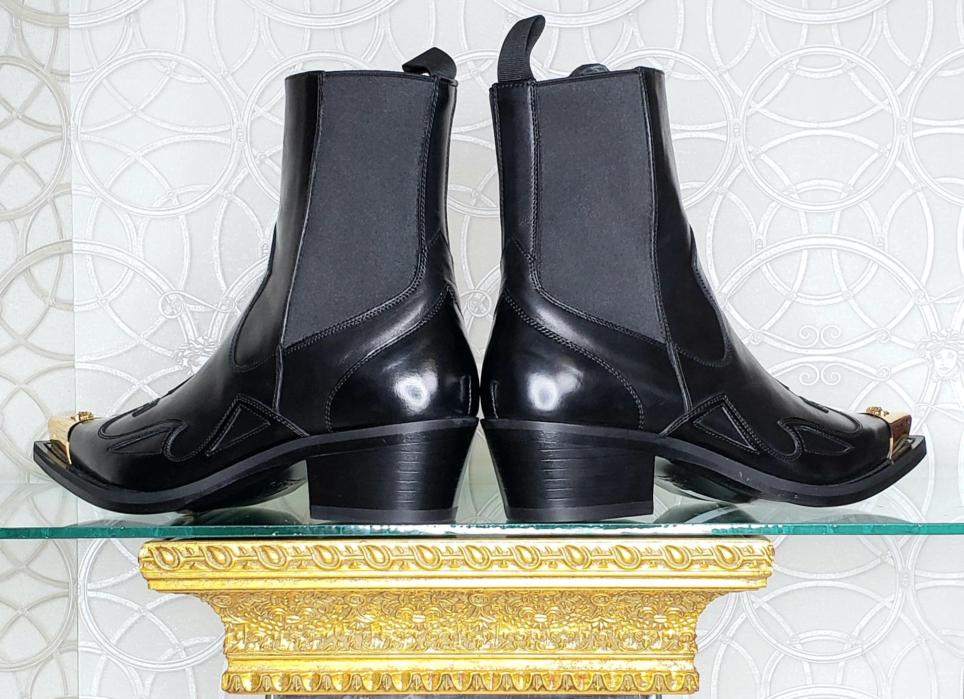 VERSACE GOTHIC SIGNS 24k GOLD PLATED MEDUSA TIPS BLACK LEATHER BOOTS 40.5 - 7.5 4