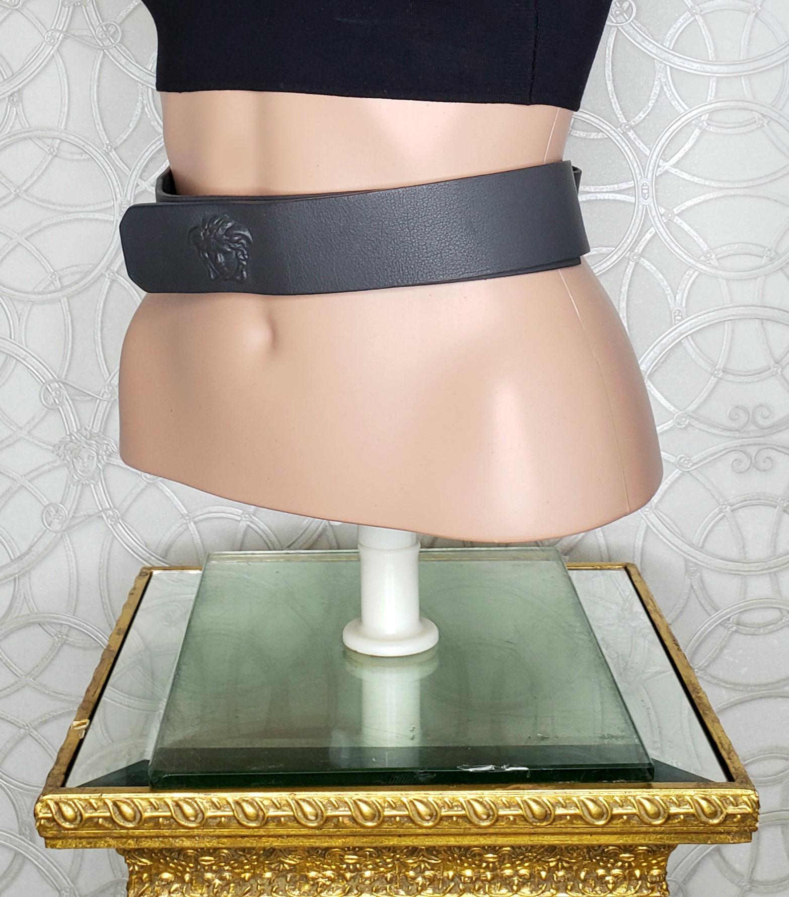 Gray VERSACE GRAY BUTTERSOFT LEATHER BELT w/3D MEDUSA HARDWARE 90/36 For Sale