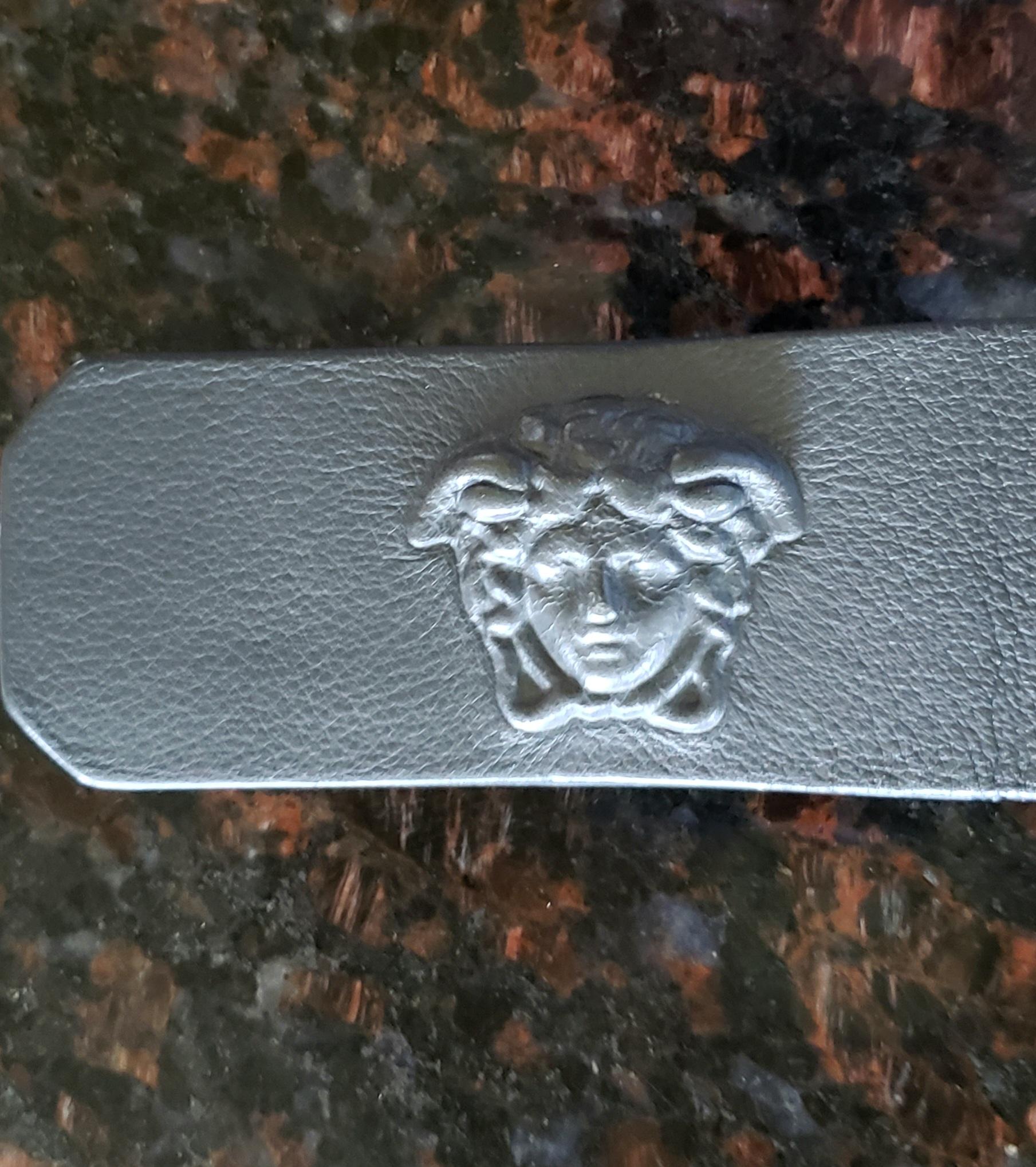 VERSACE GRAY BUTTERSOFT LEATHER BELT w/3D MEDUSA HARDWARE 90/36 In New Condition For Sale In Montgomery, TX