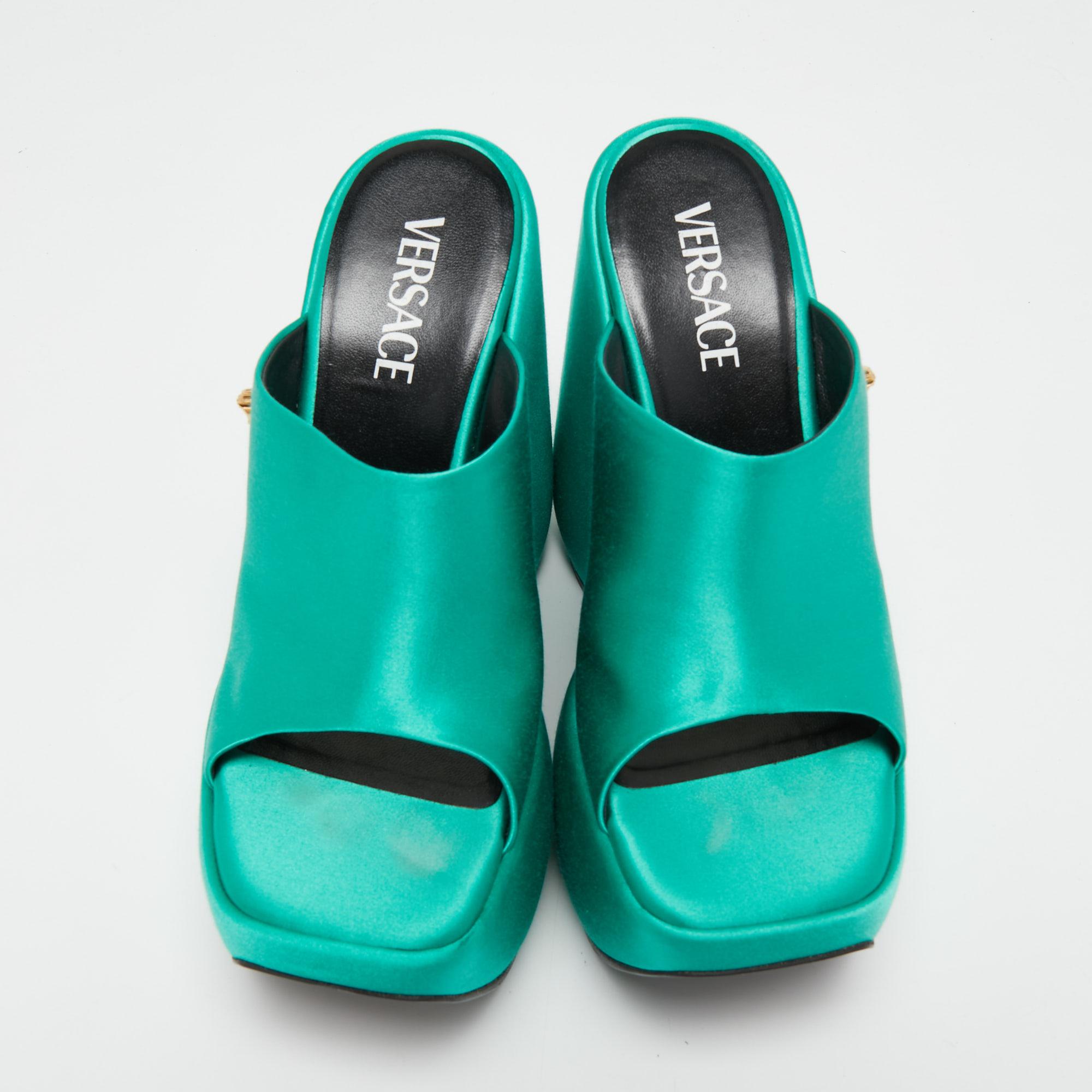 dijean heart-heeled sandals