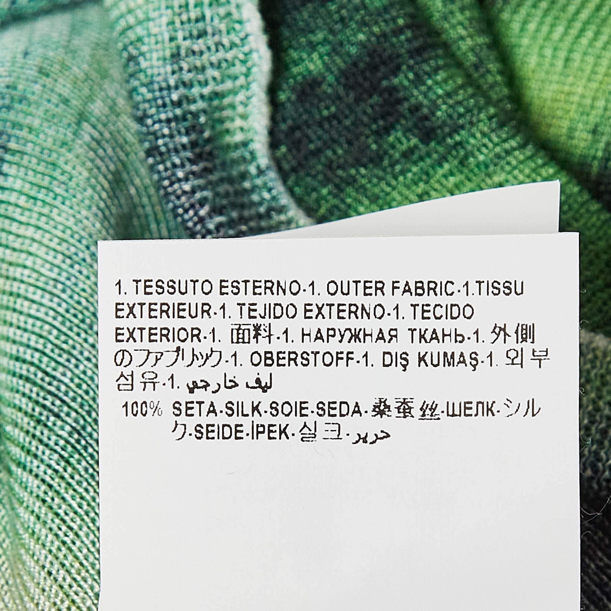 Sweat-shirt Versace vert tie-dye en soie tie-dye M en vente 2