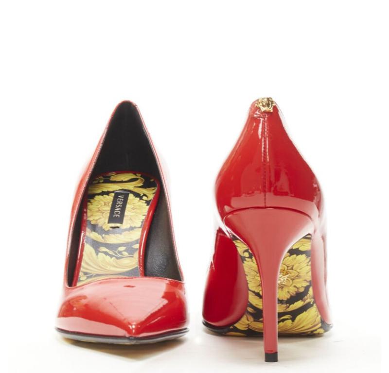 Women's VERSACE Hibiscus Barocco gold sole red patent Medusa stud pump EU39 US9