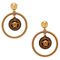Versace Ohrringe mit Creolen