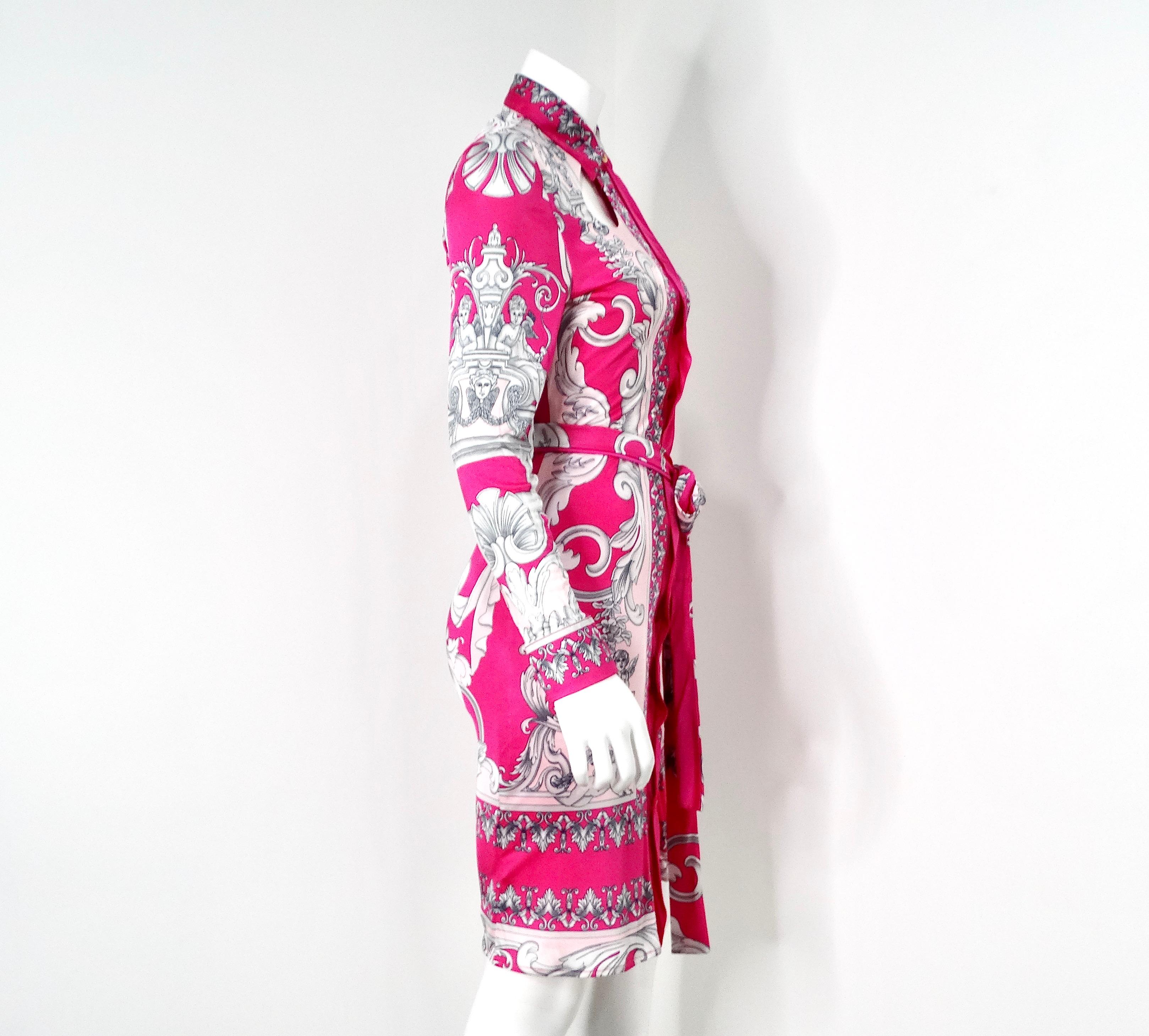 Vestido con Cinturón de Manga Larga y Estampado Barroco Recortado Versace Rosa Caliente en venta 4
