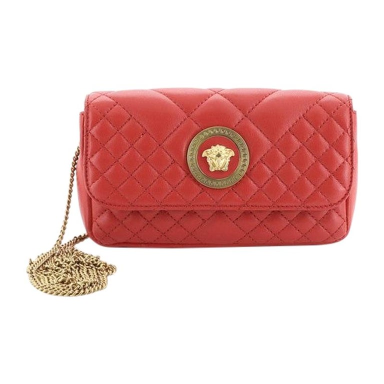 Versace Icon Wallet on Chain Quilted Leather For Sale at 1stdibs
