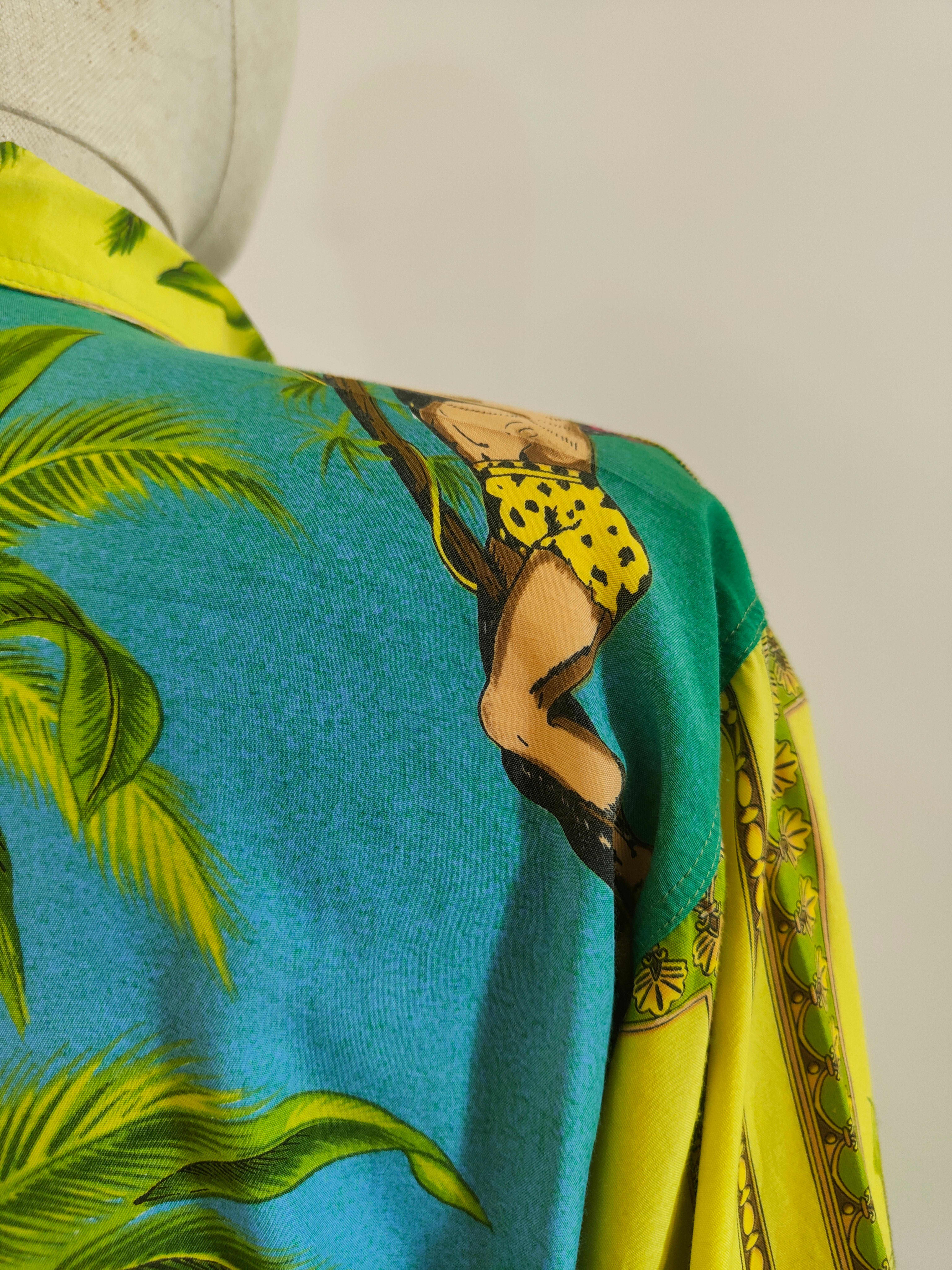 Versace iconic cotton Tarzan shirt In Excellent Condition For Sale In Capri, IT
