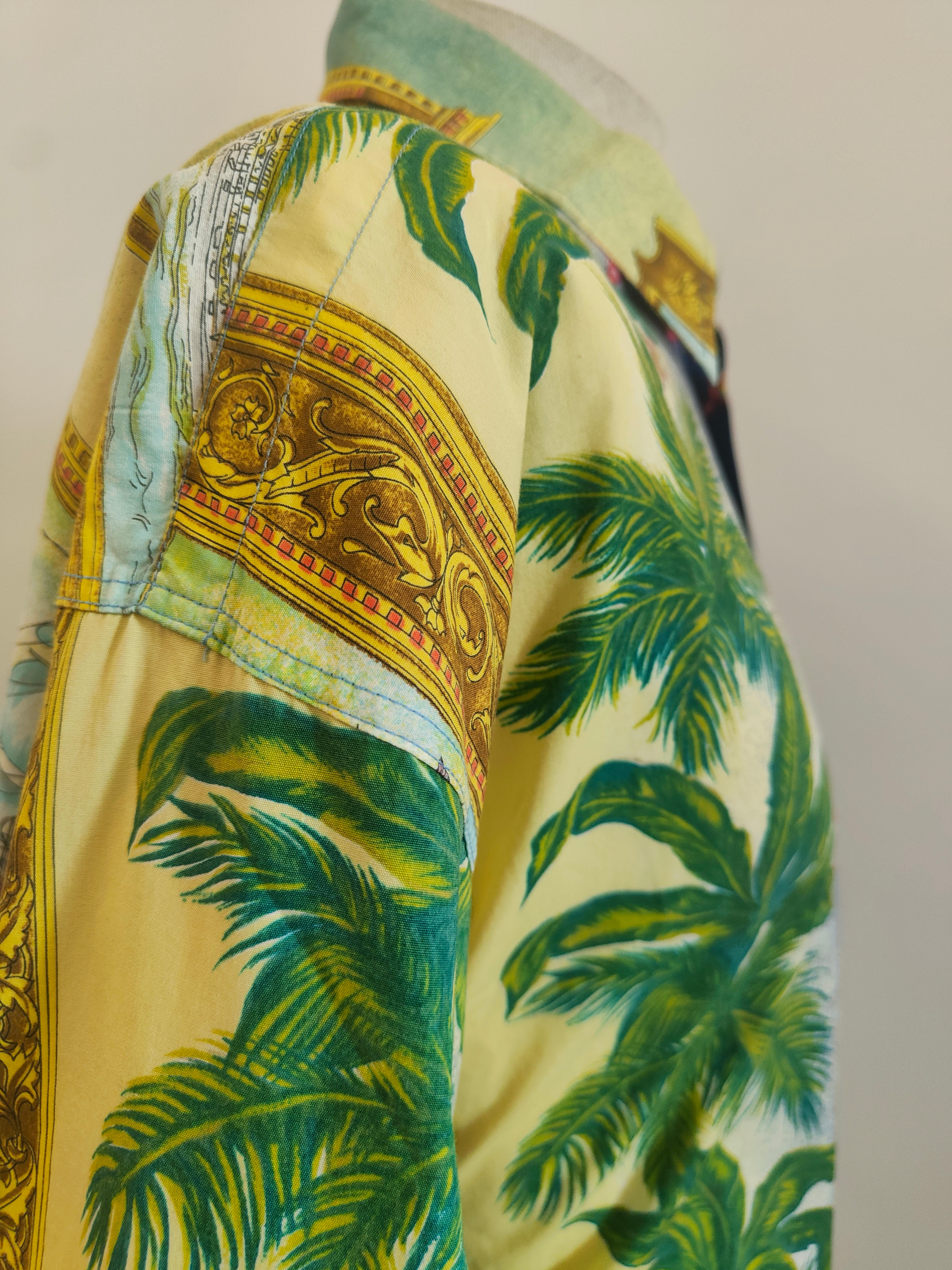 Versace - Chemise en coton multicolore emblématique en vente 2