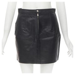 VERSACE JEAN COUTURE Minigonna vintage in pelle nera con contorno di zip Medusa, 28".