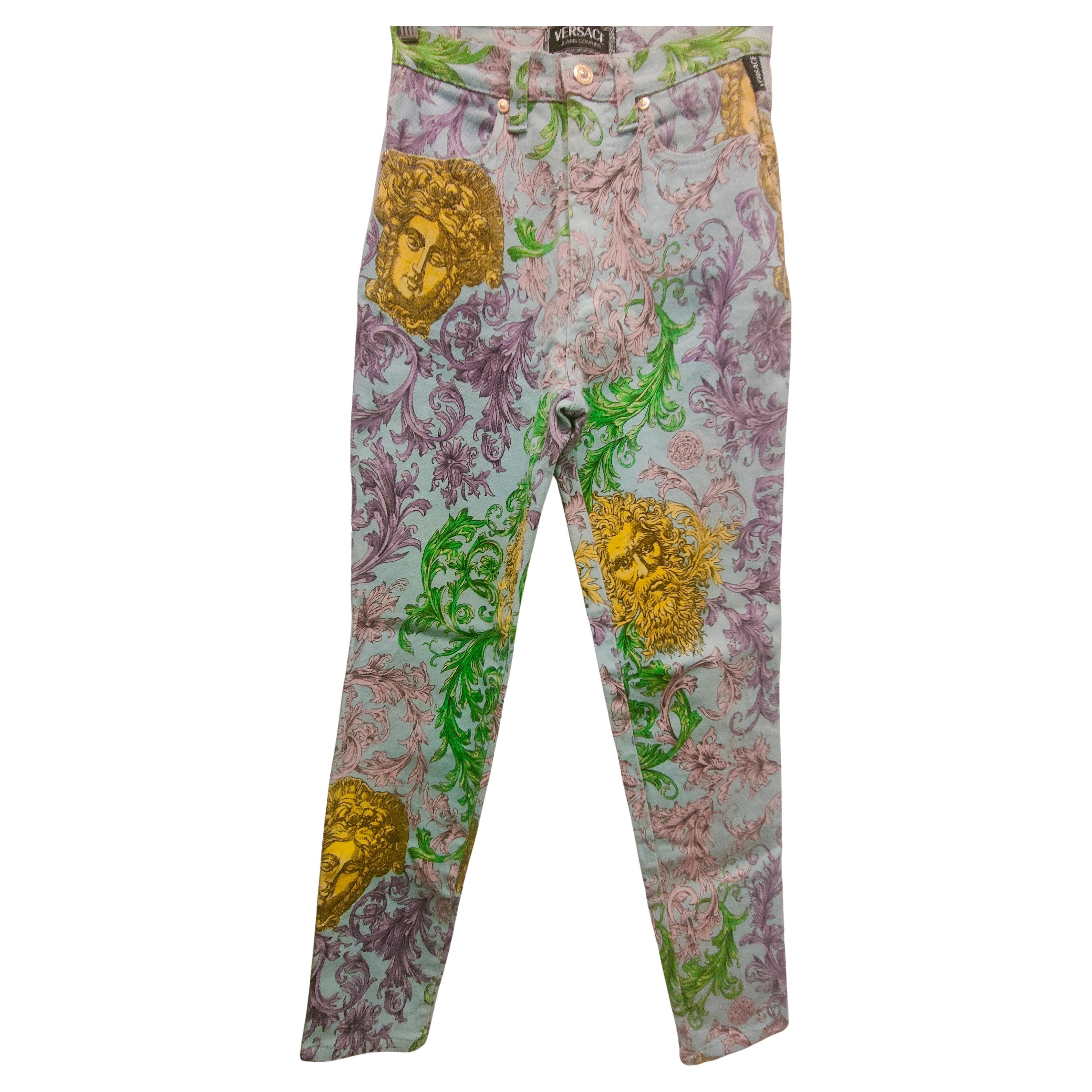Versace Jeans Vaquero barroco en venta