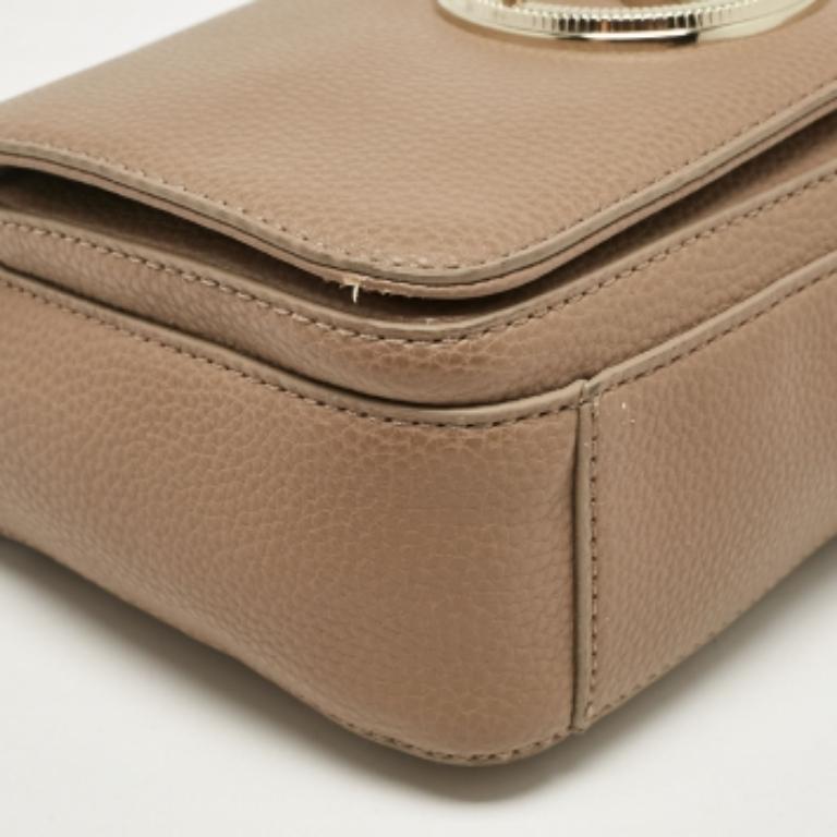 Bolso con solapa y logotipo Versace Jeans de piel marrón en venta 2