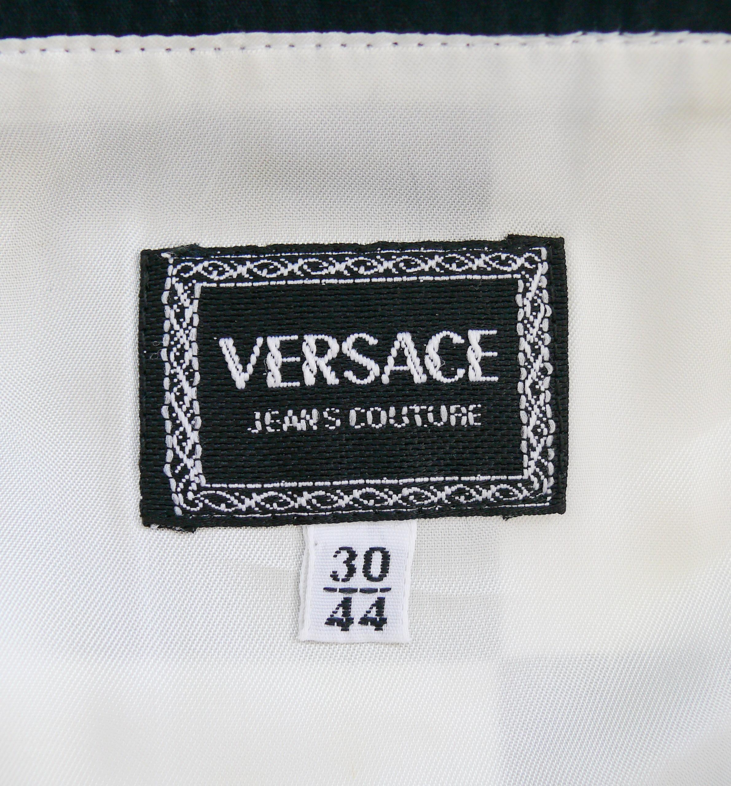 Versace Jeans Couture - Robe imprimée d'échecs et de fleurs tropicales, années 1990 en vente 4