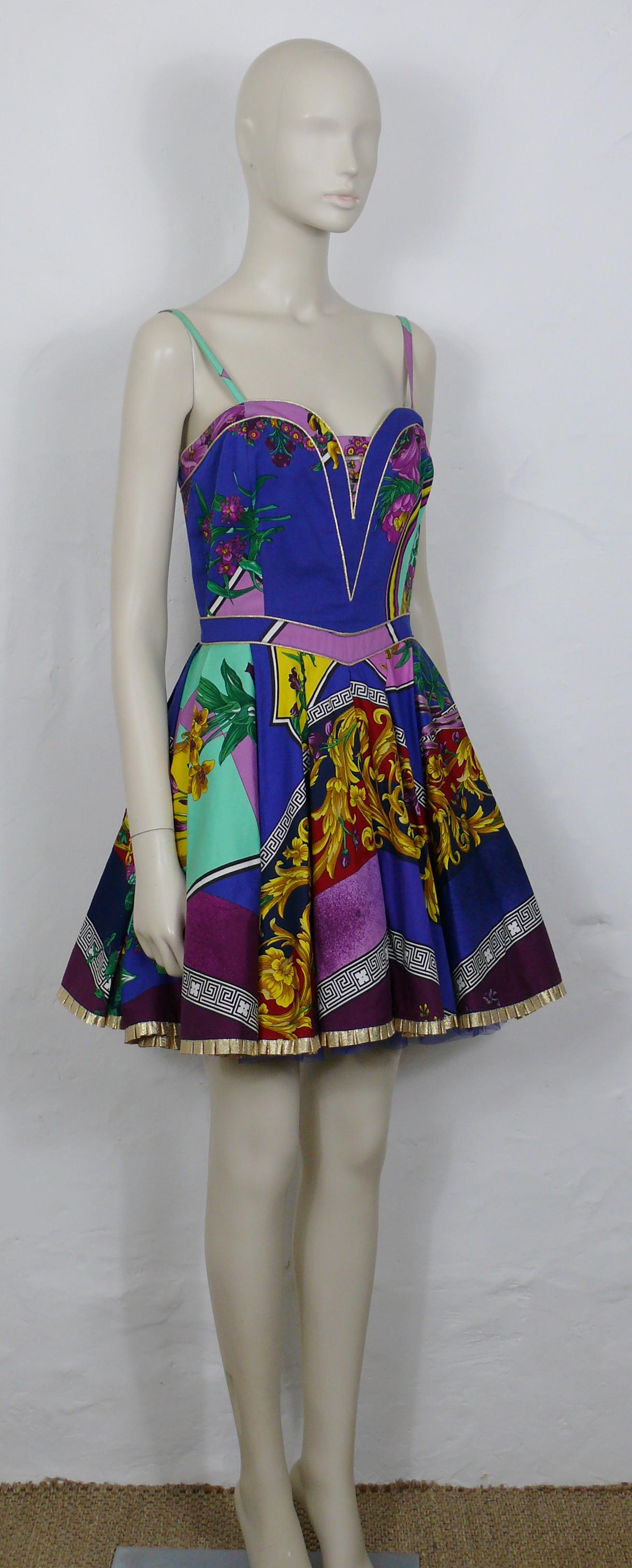 VERSACE JEANS COUTURE 1990s opulent multicolored barocco print dress from GIANNI VERSACE era.

This dress features : 
- Opulent multicolored Barocco print with flowers, acanthus leaves, putti, black & white Greek friezes.
- Electric blue tulle