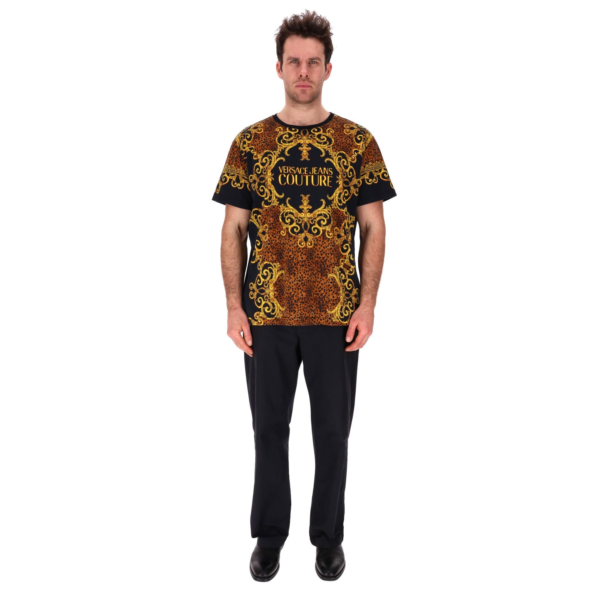 Versace Jeans Couture Baroque Logo Print Cotton T-Shirt

Black, slim-fit t-shirt with brown leopard print and signature Baroque-motif with 'Versace Jeans Couture' signature to the centre.

Featuring crew neckline and short sleeves. Rrp Approx.