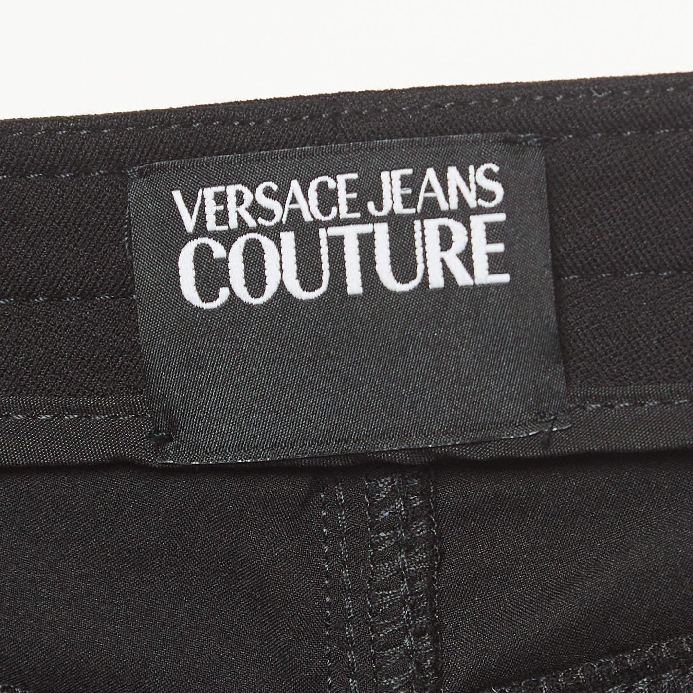 Versace Jeans Couture Schwarze Hose mit Gürteltasche und Taschendetail aus Skinny L Damen im Angebot