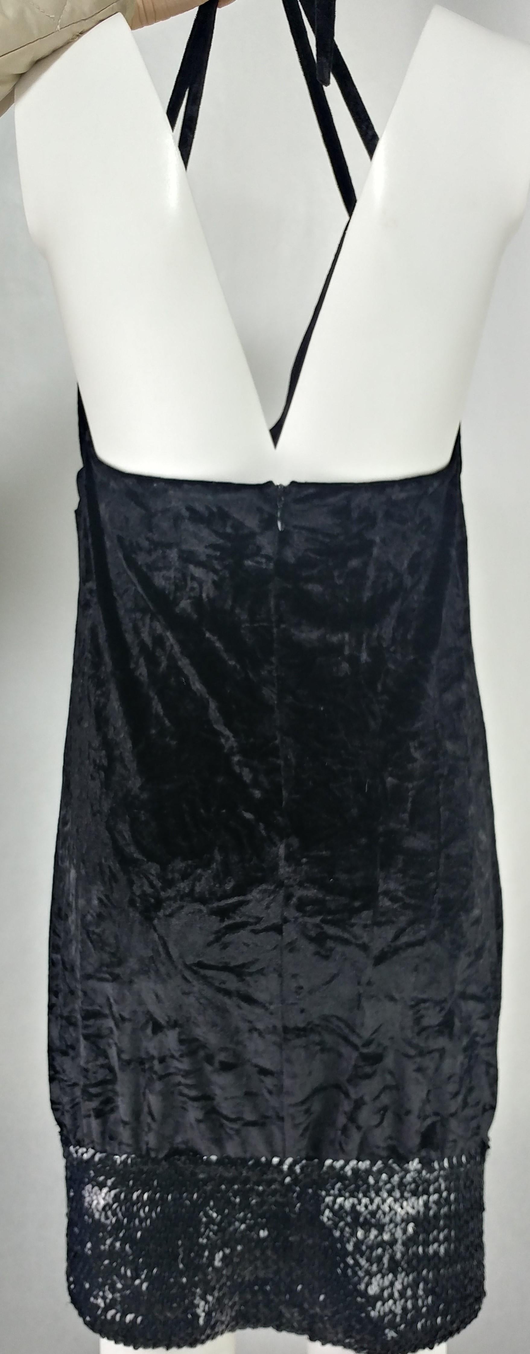Noir VERSACE JEANS COUTURE - Robe de soirée noire dos nu avec paillettes  Taille 8 US 40EU en vente