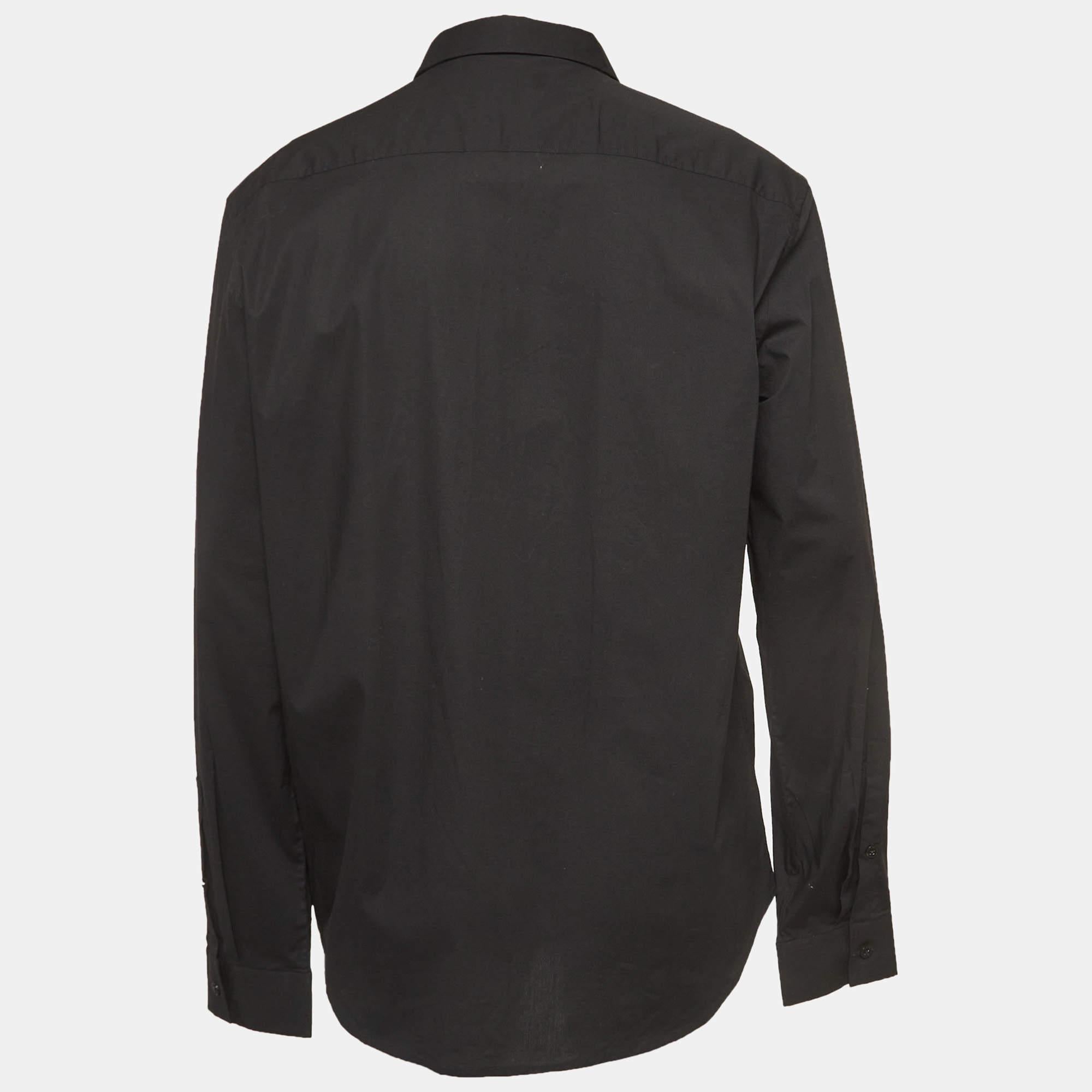 Shirts are an indispensable part of a wardrobe, so this brand brings you a creation that is both versatile and stylish. It has been tailored from quality material in a versatile shade. The shirt is detailed with signature elements and a comfortable