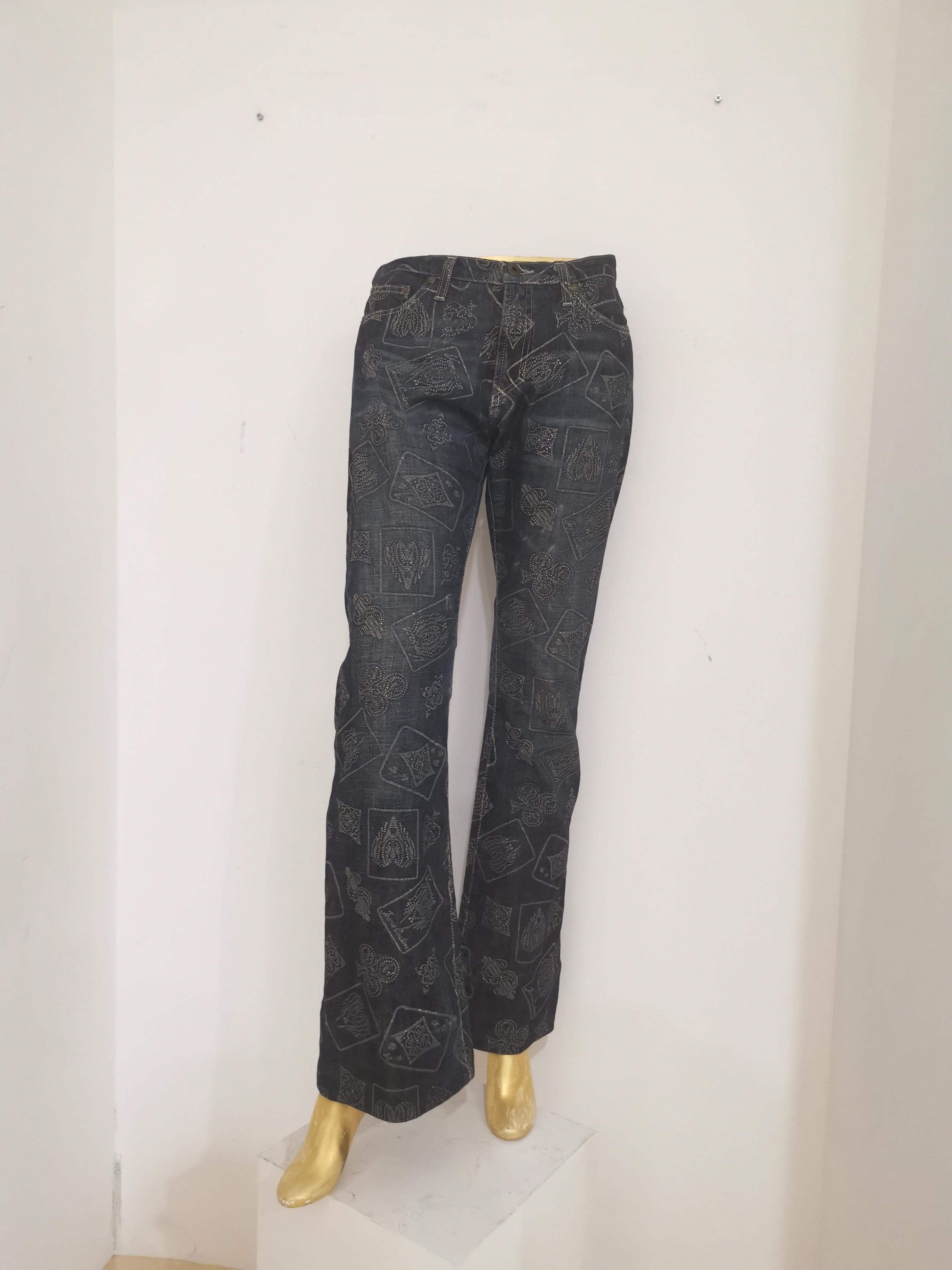 Versace-Jeans Couture Denim-Jeans
vollständig in Italien hergestellt in Größe 44