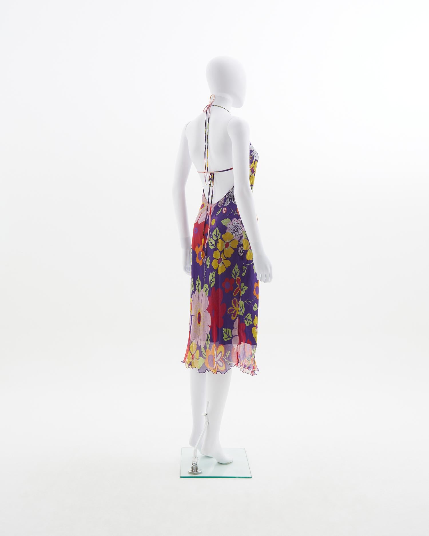 Versace Jeans Couture floral print open back silk dress, ealry 2000s

- Versace jeans couture floral print silk dress
- Sold by Skof.Archive
- Designed by Gianni Versace 
- Early 2000s
- Open back 
- Adjustable American neckline

Size:
FR 38 - IT 42