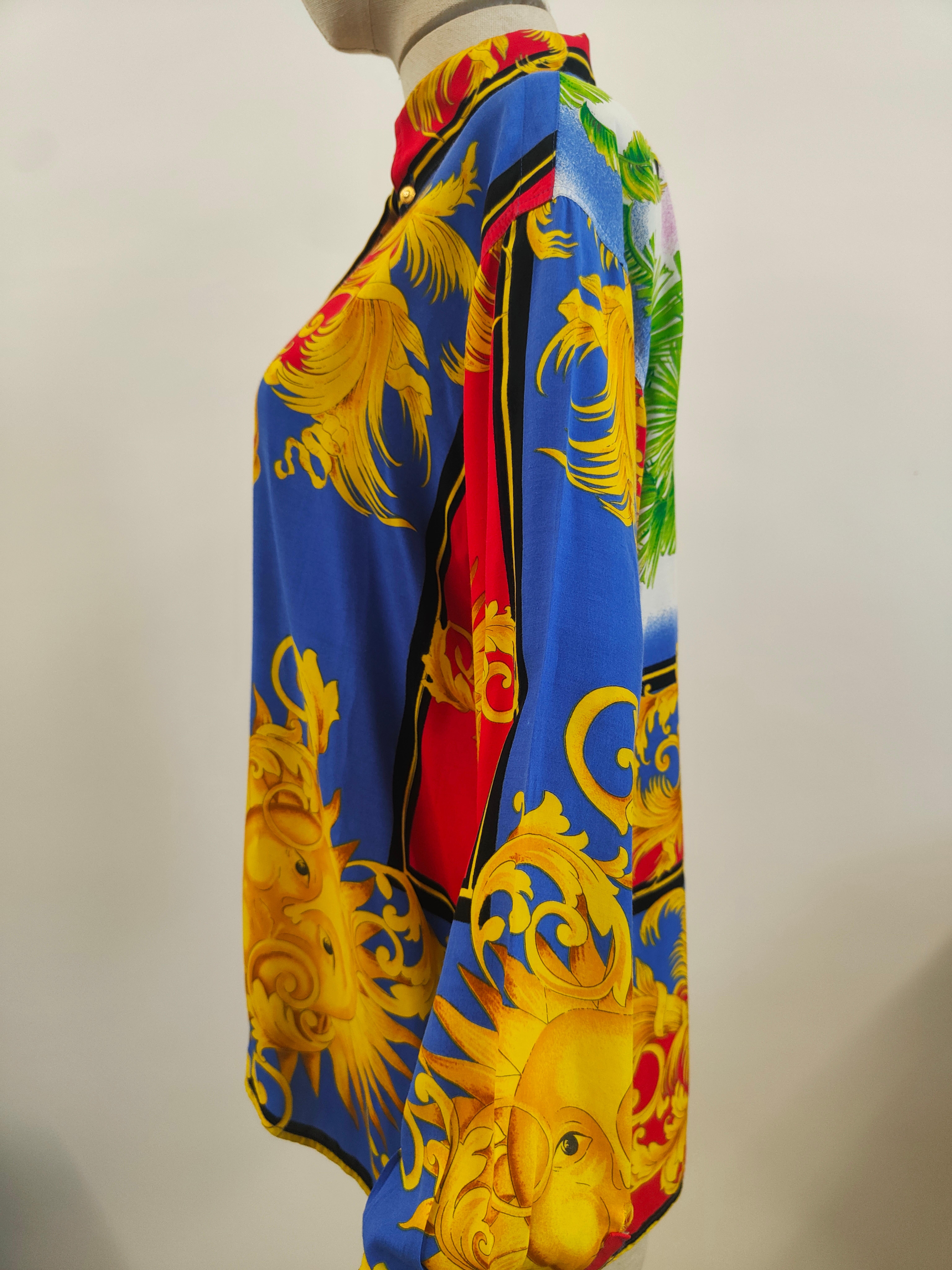 Camiseta icónica Versace Jeans Couture Miami en venta 1