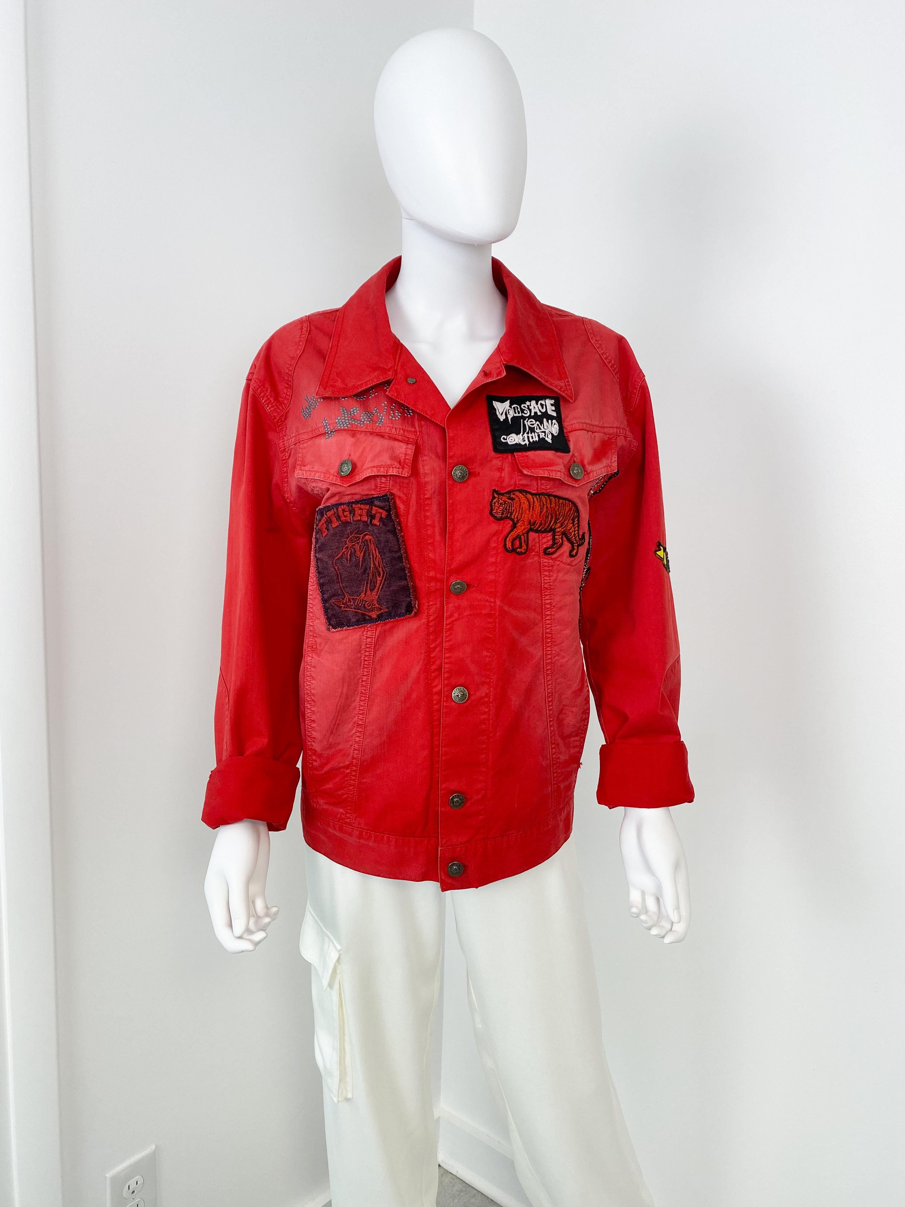 Women's or Men's Versace Jeans Couture Red Delirium Jacket with Graffiti, Embroidery Size Men XL For Sale